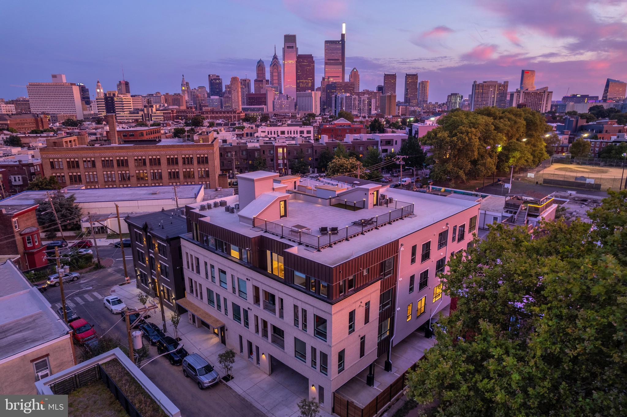 1723 FRANCIS STREET 4E