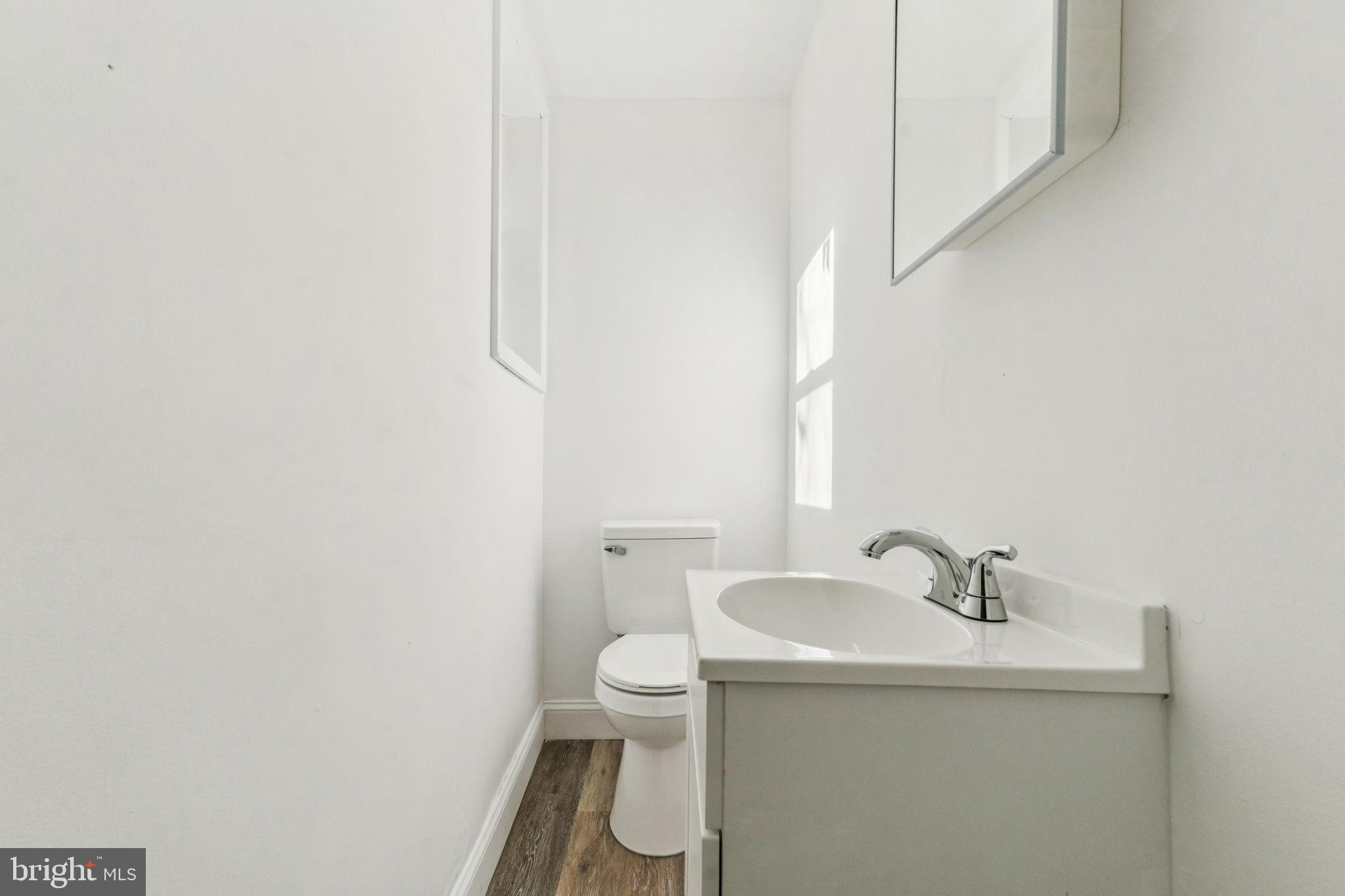 1236 W SERGEANT STREET