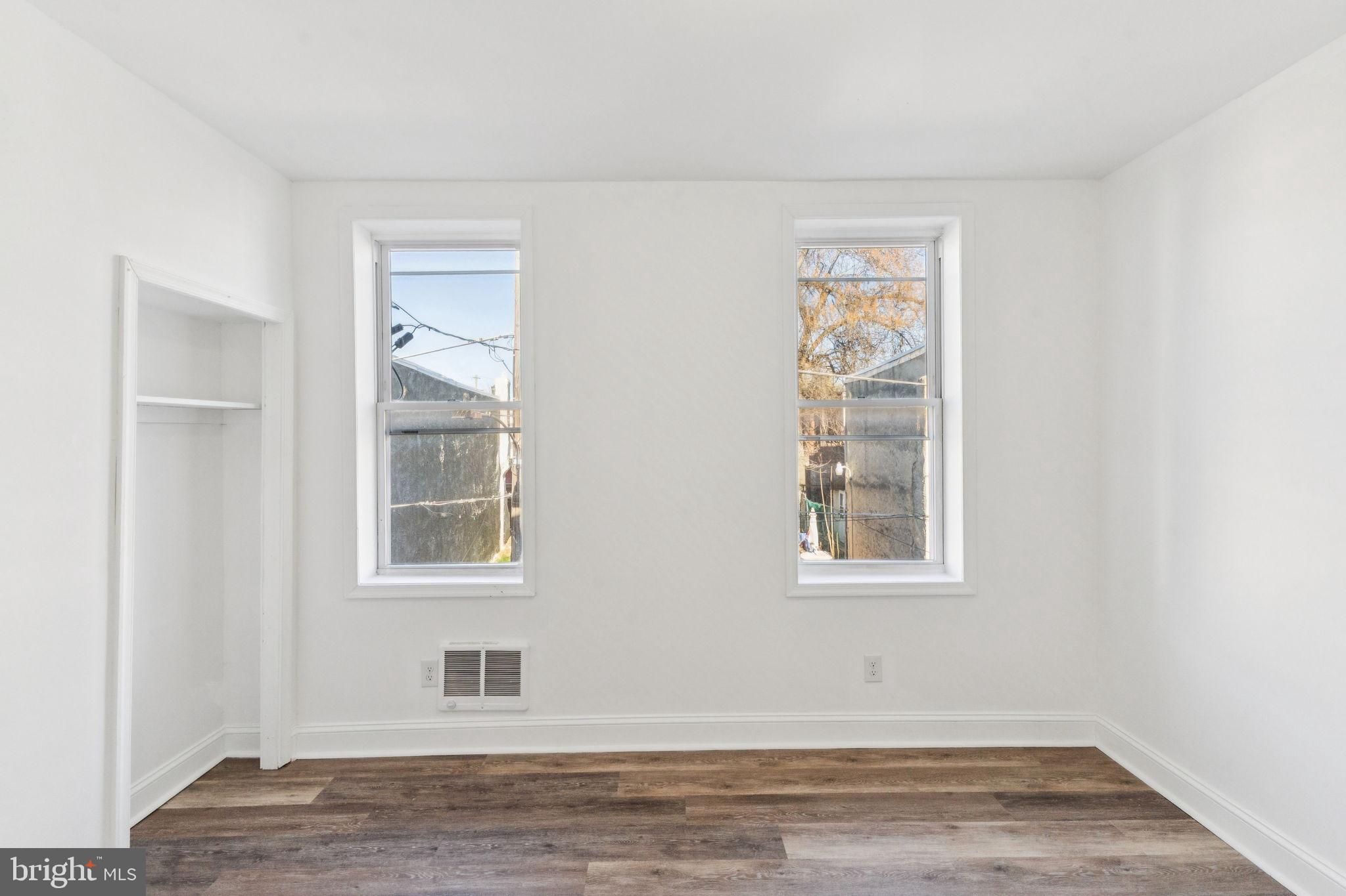 1236 W SERGEANT STREET