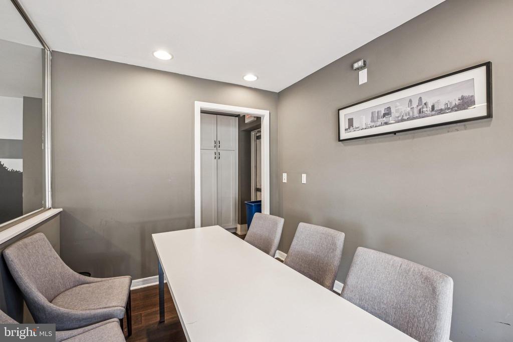 513 S 2ND STREET