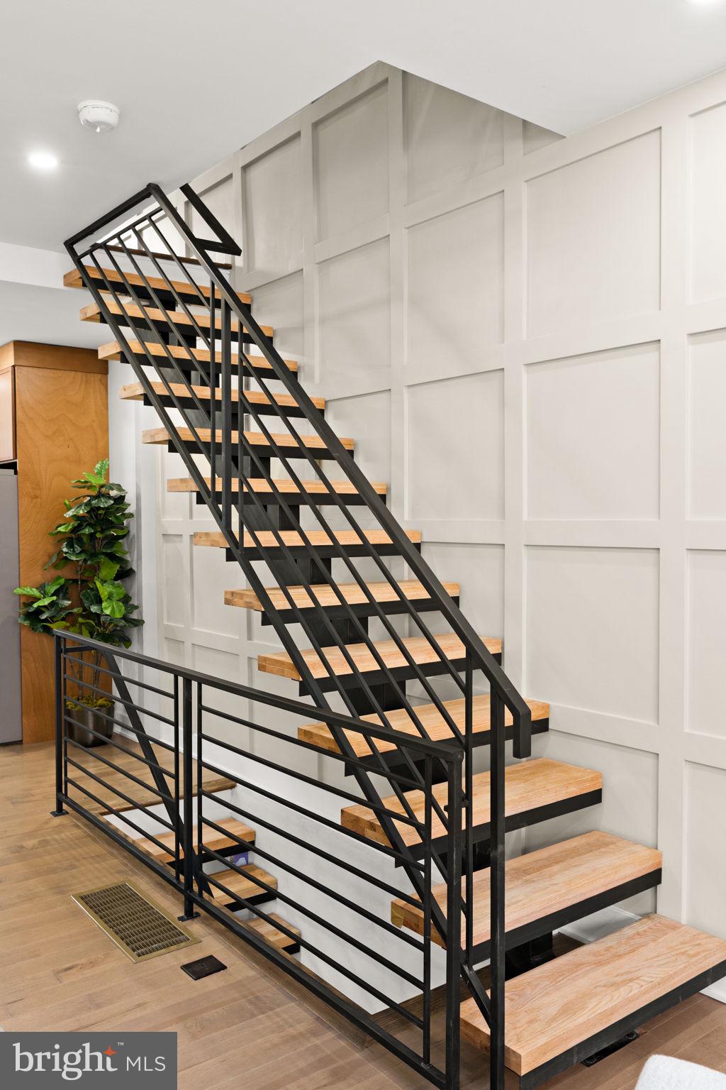 2308 CHRISTIAN STREET