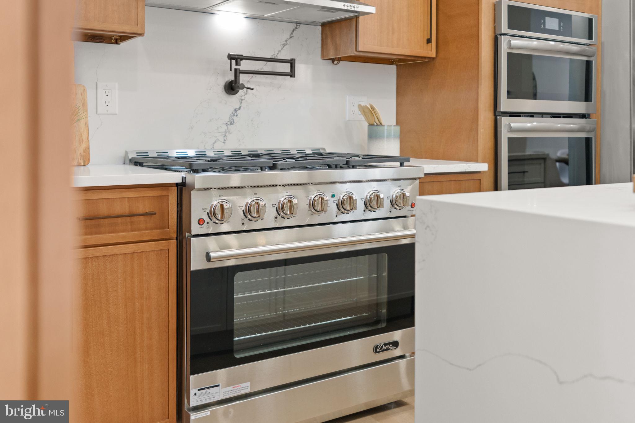 2308 CHRISTIAN STREET