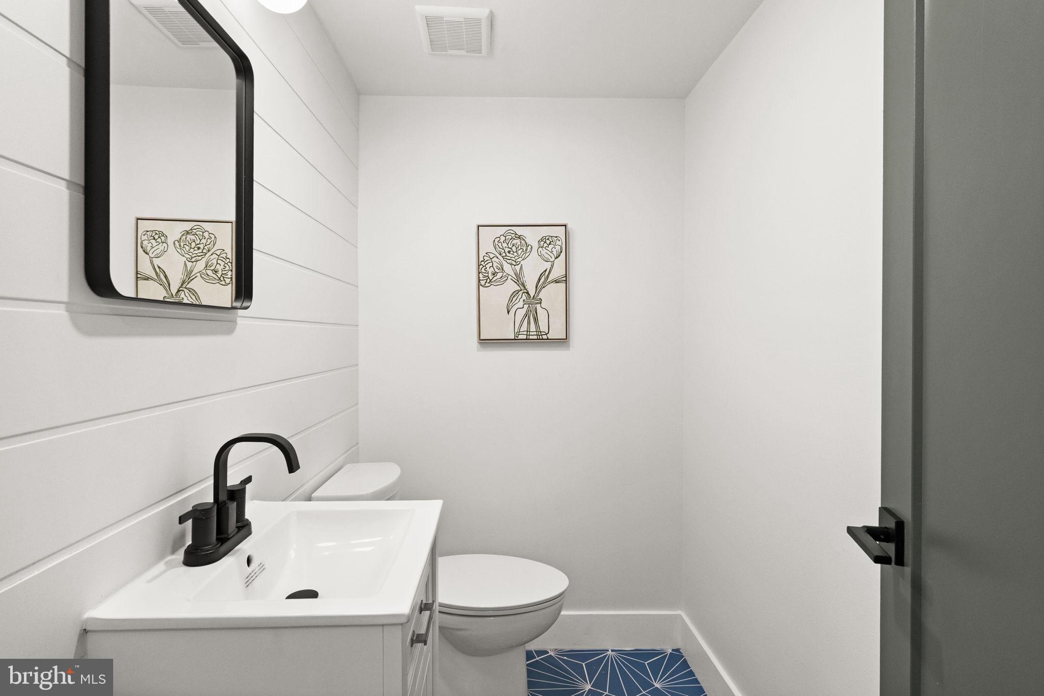 2308 CHRISTIAN STREET