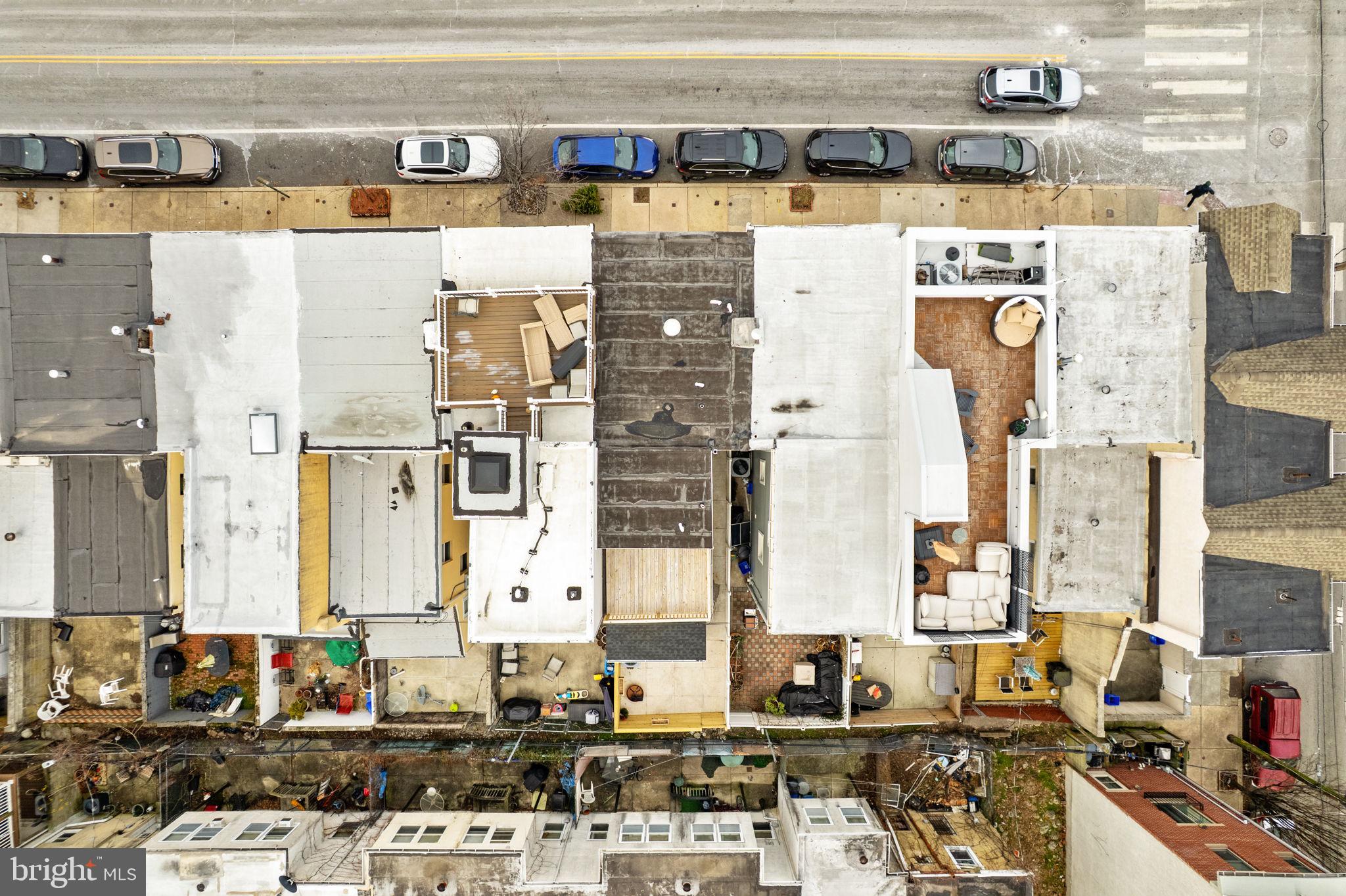 2308 CHRISTIAN STREET