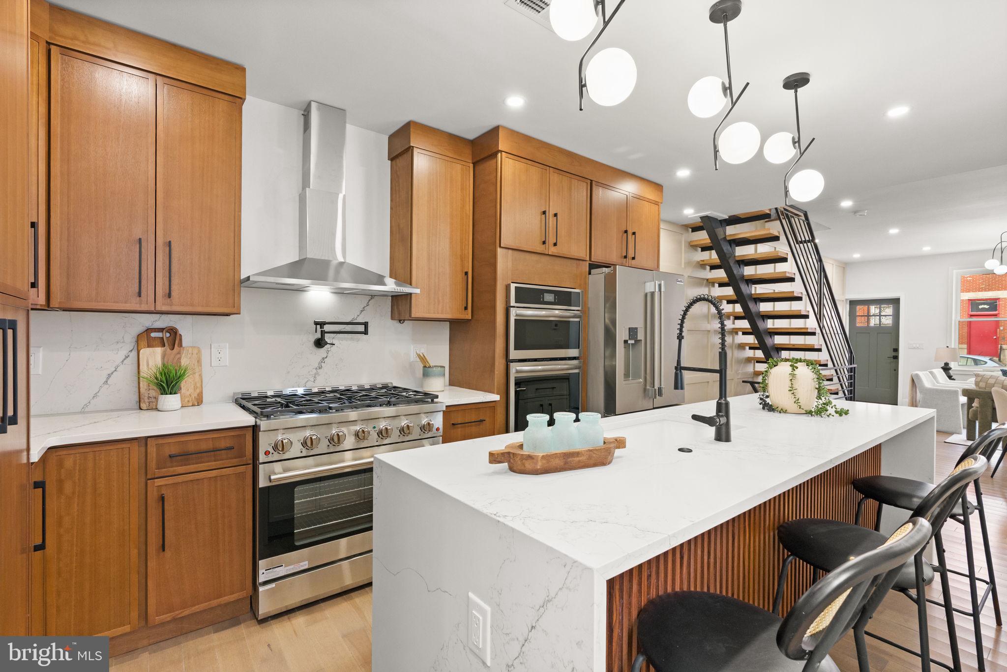 2308 CHRISTIAN STREET