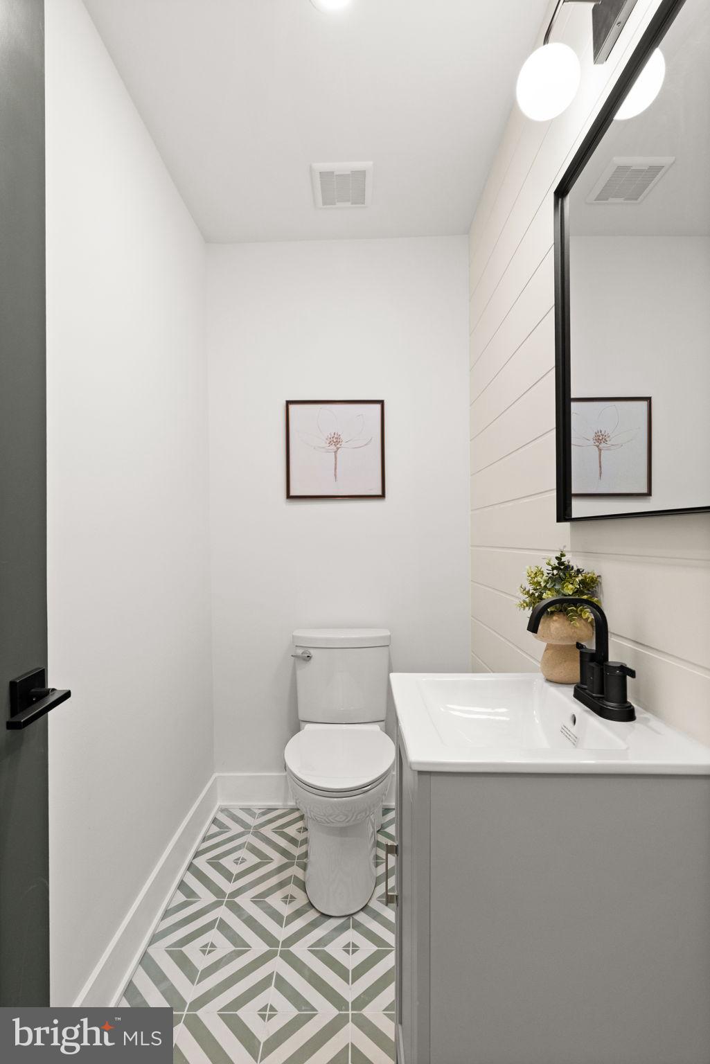 2308 CHRISTIAN STREET