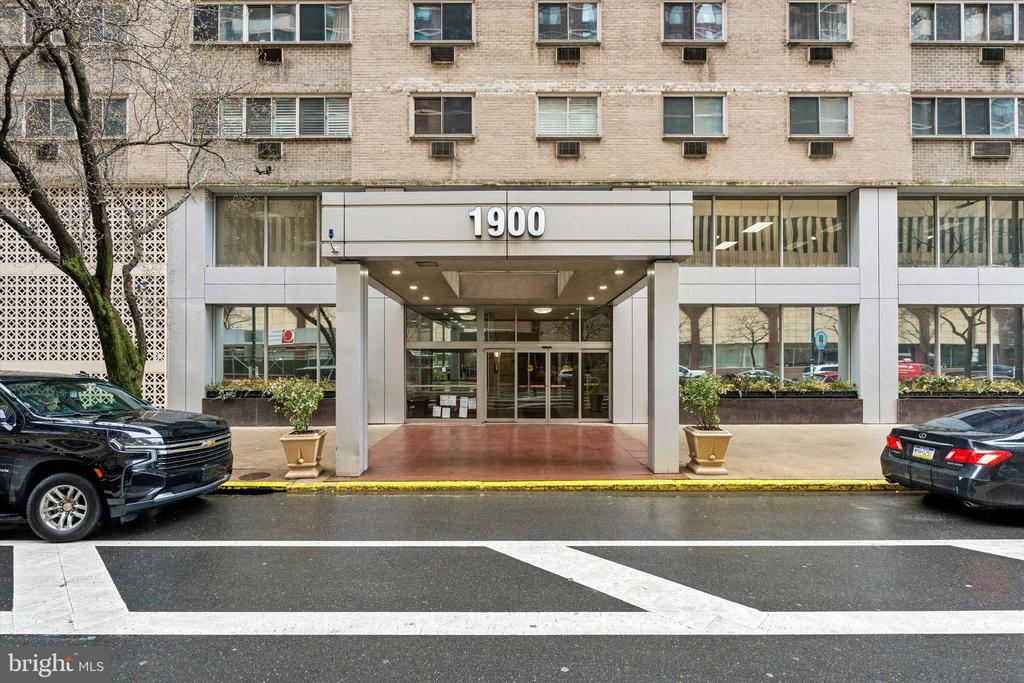1900 JFK BOULEVARD 1408