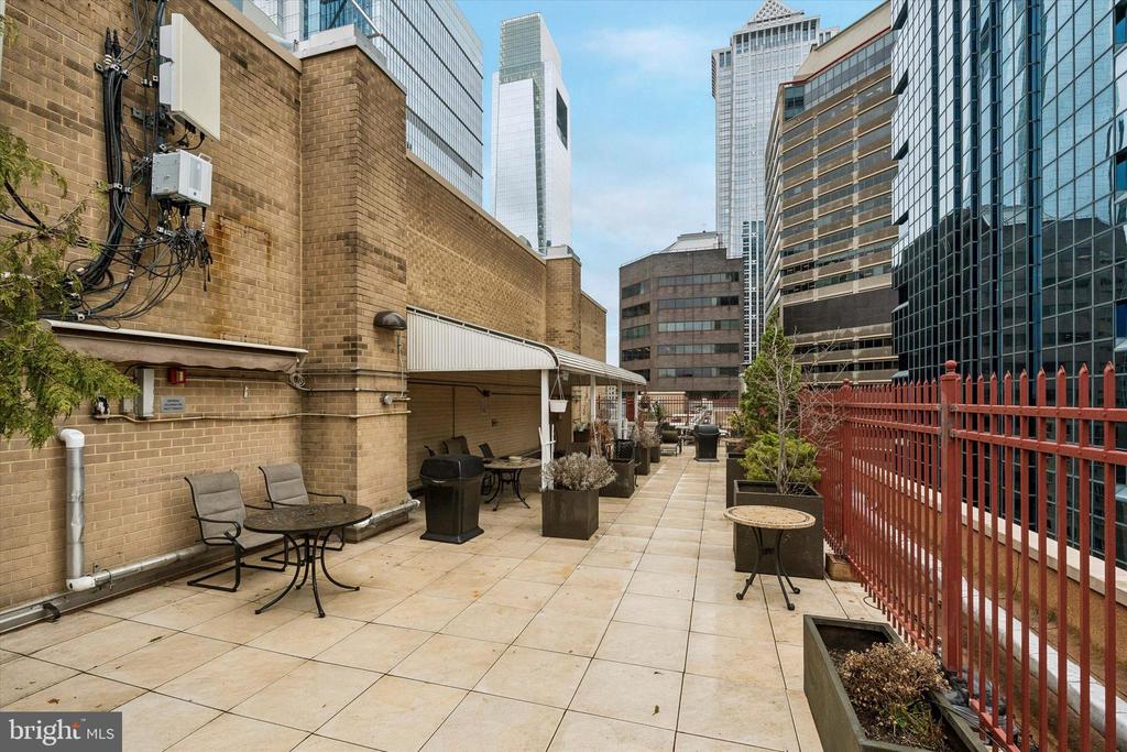 1900 JFK BOULEVARD 1408