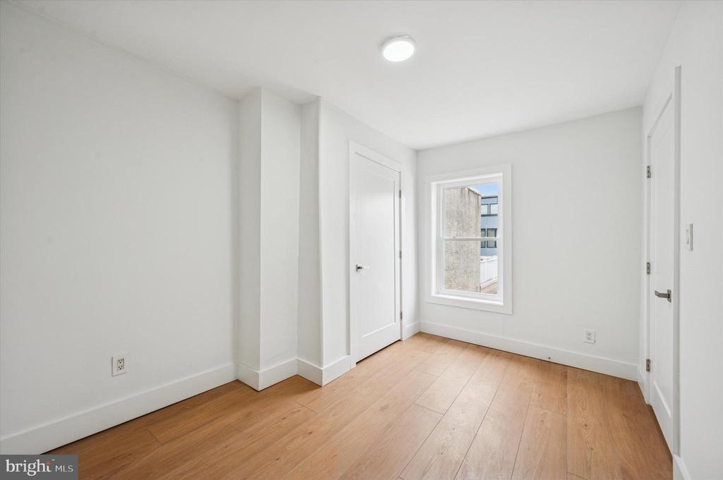 720 S 16TH STREET