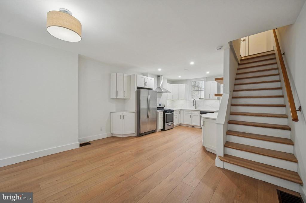 720 S 16TH STREET