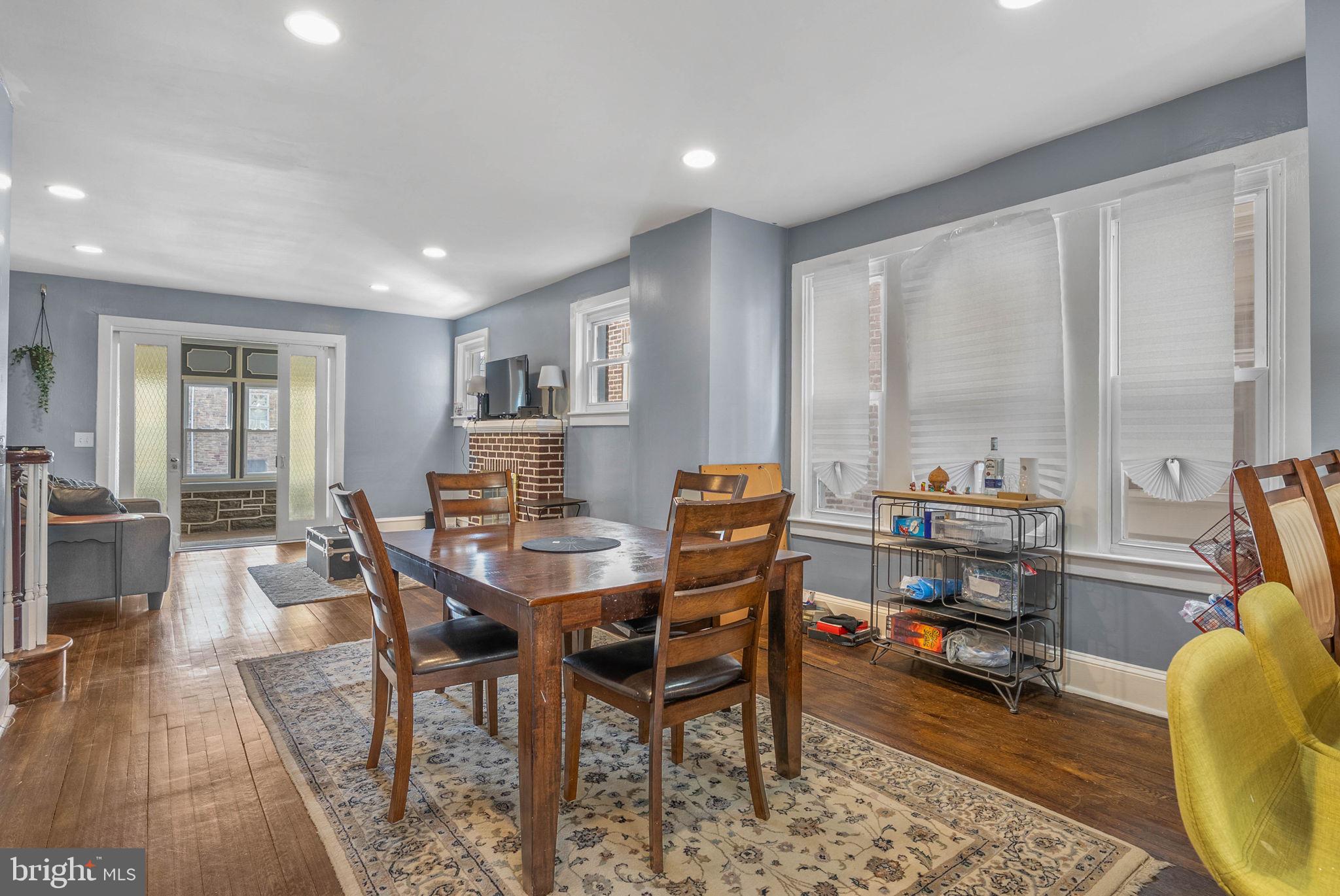 4069 MANAYUNK AVENUE