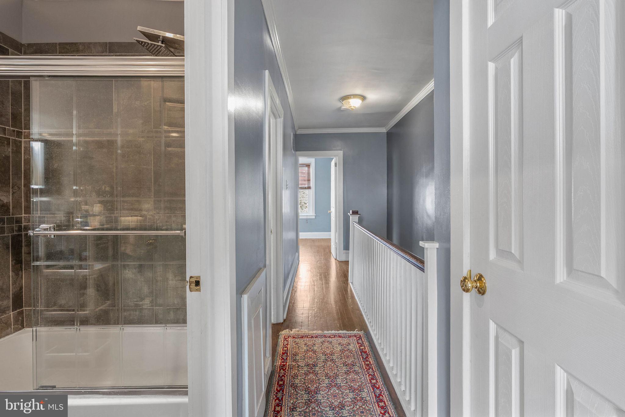 4069 MANAYUNK AVENUE