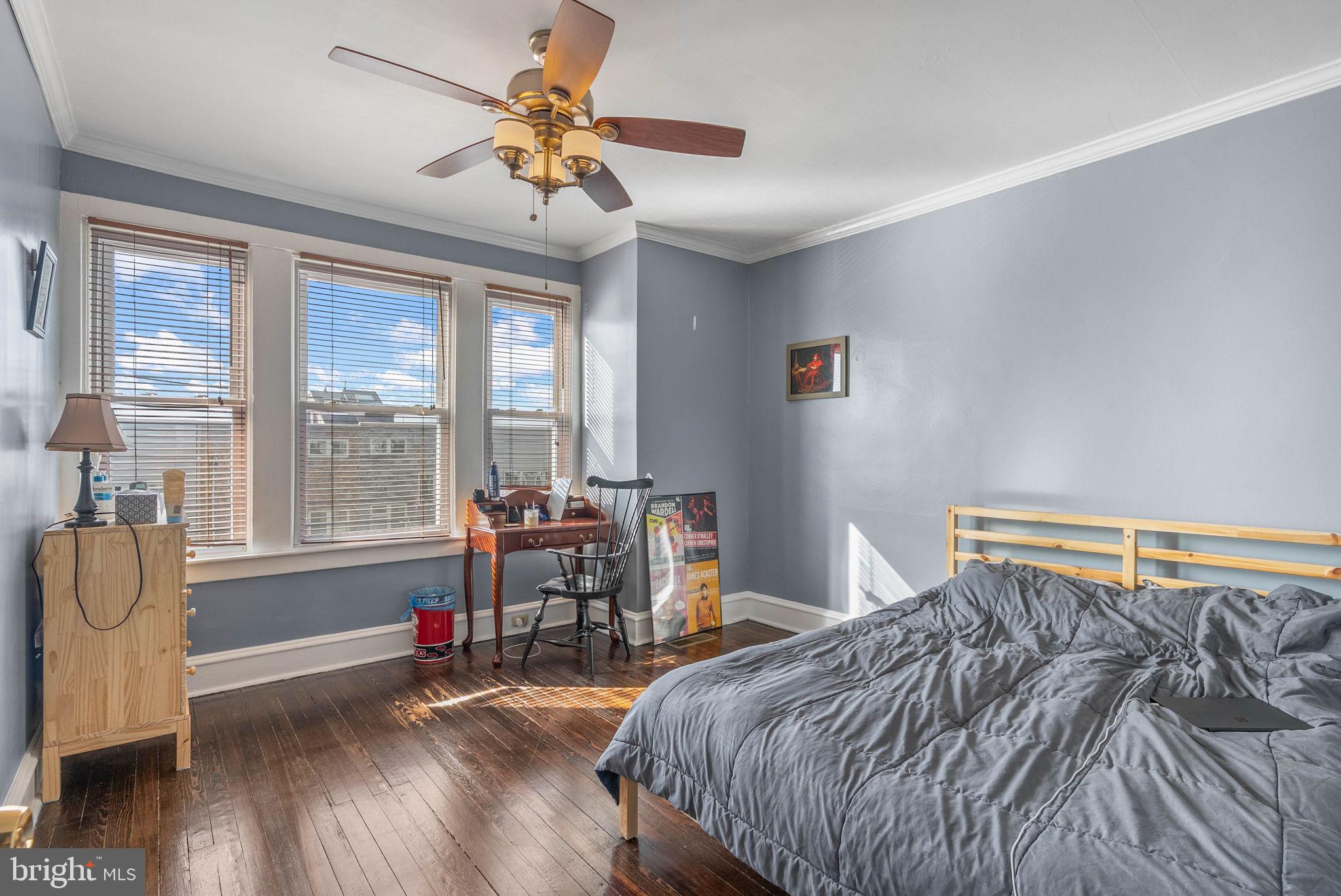 4069 MANAYUNK AVENUE
