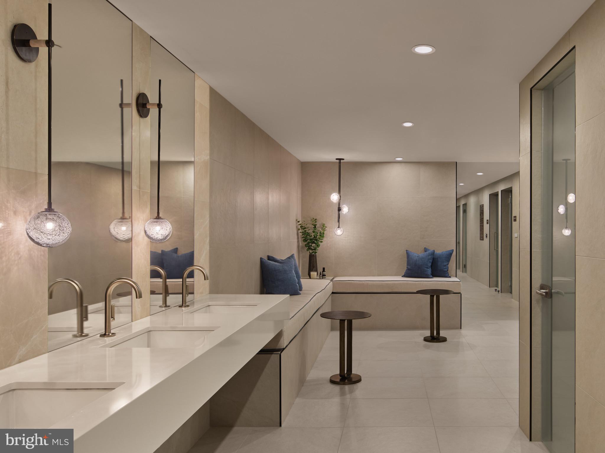 1099 GERMANTOWN AVE AH