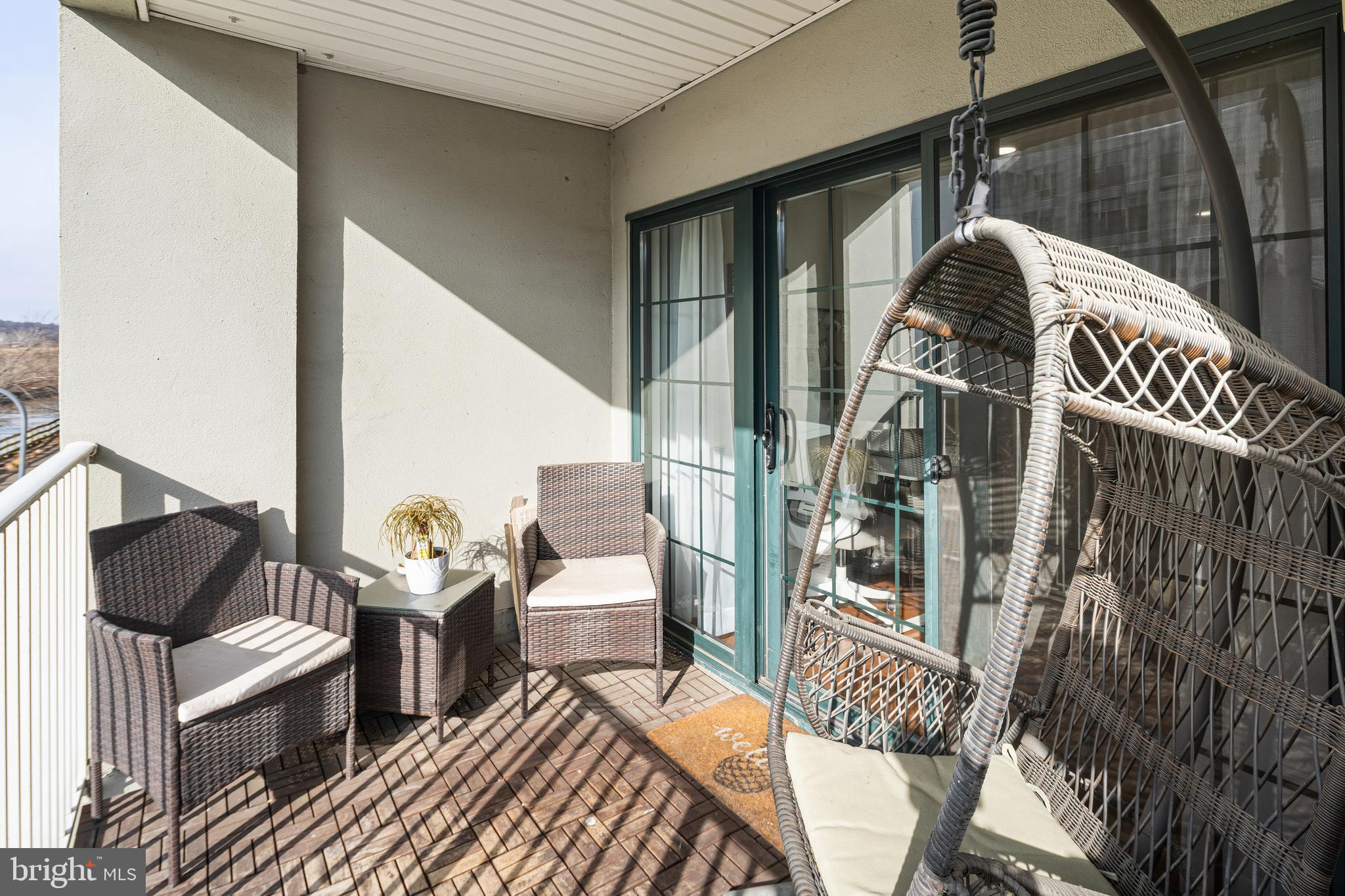 2 LEVERINGTON AVENUE 20