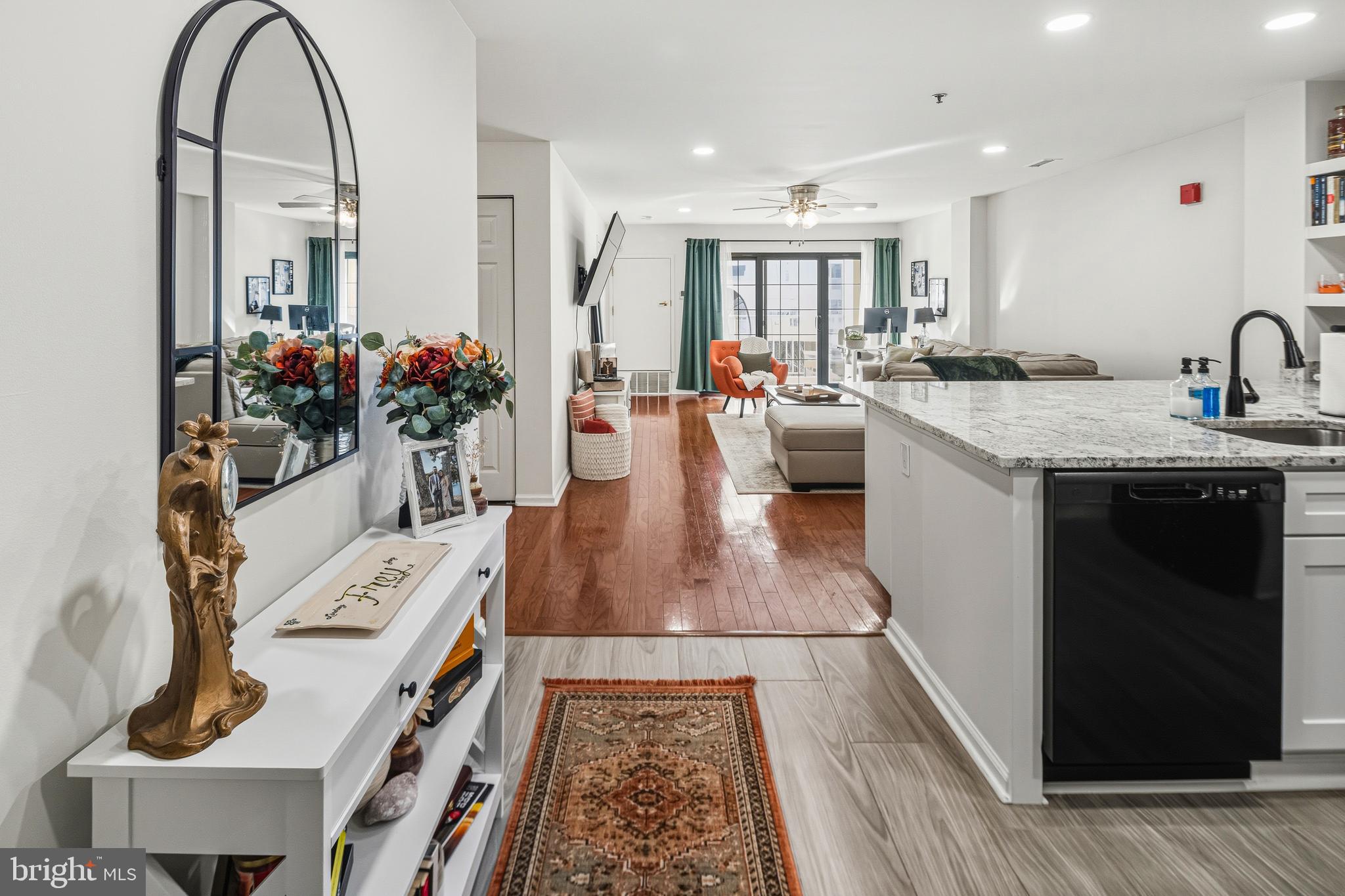 2 LEVERINGTON AVENUE 20