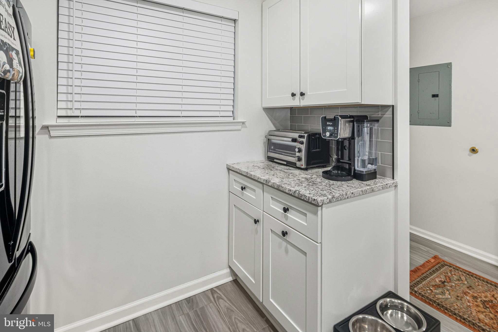 2 LEVERINGTON AVENUE 20