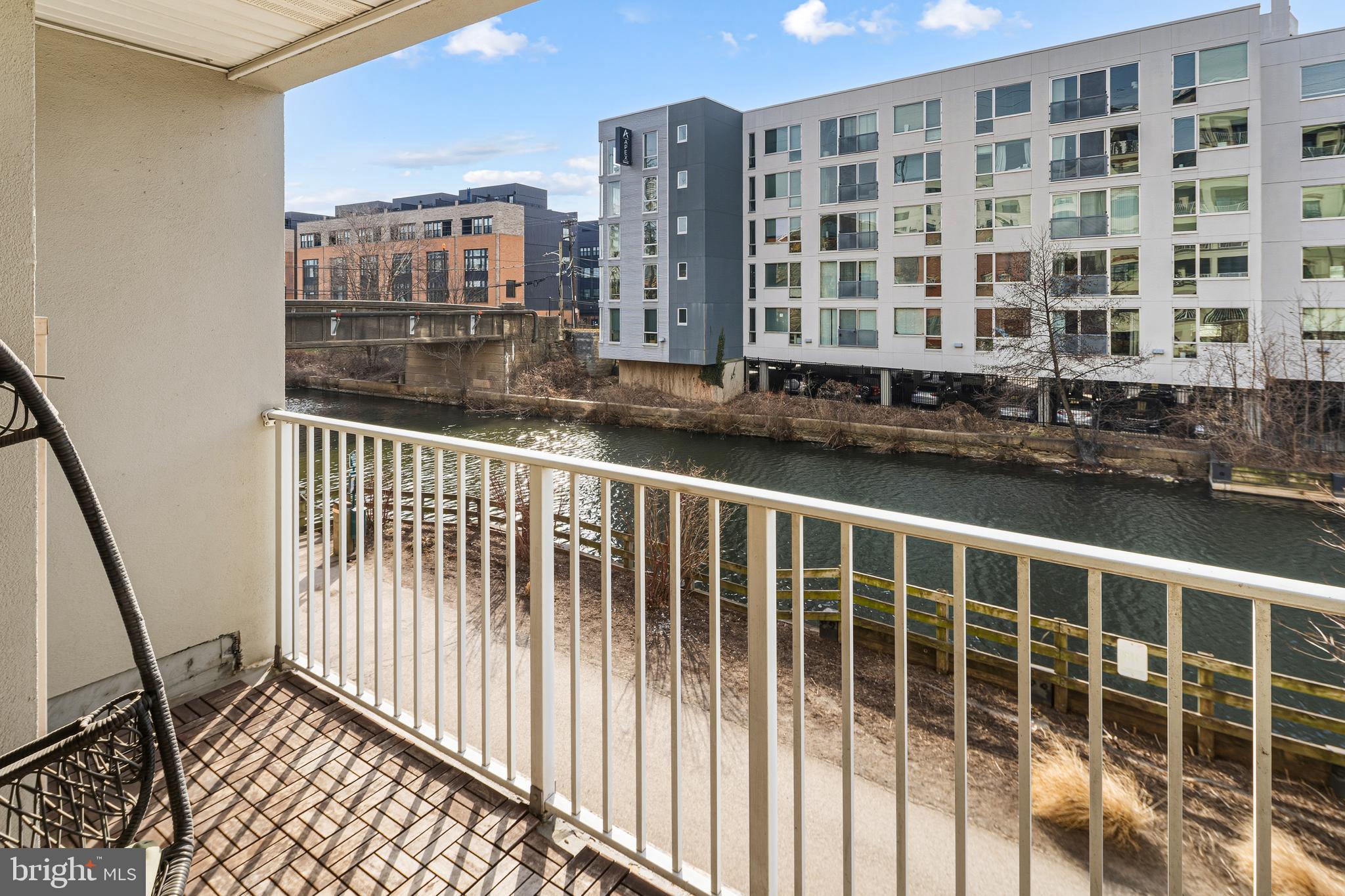 2 LEVERINGTON AVENUE 20