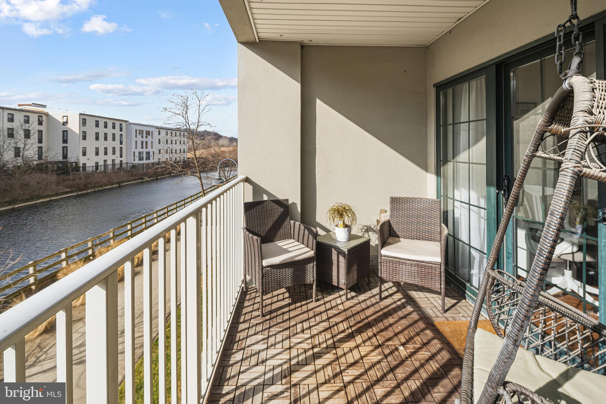 2 LEVERINGTON AVENUE 20