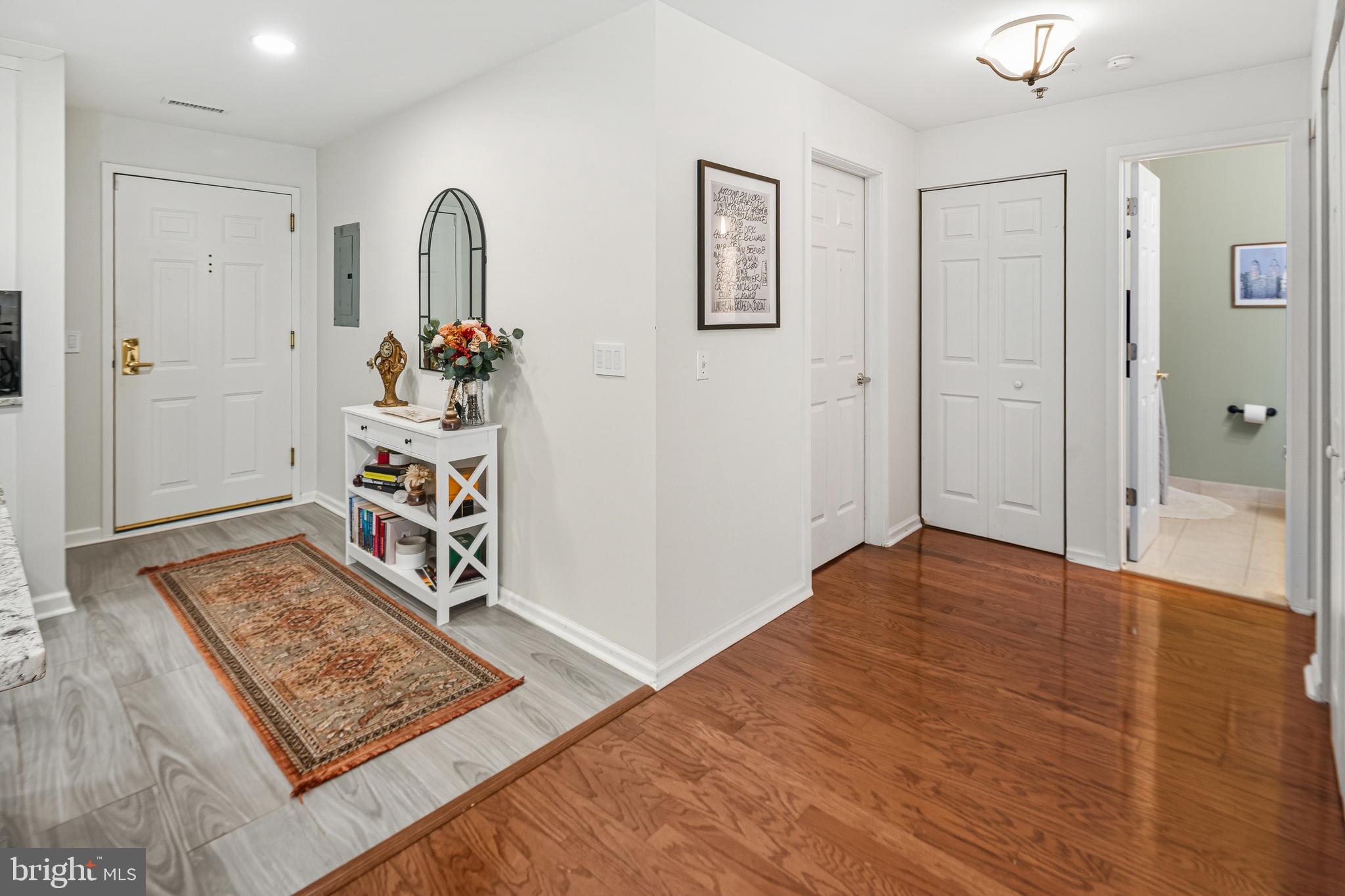 2 LEVERINGTON AVENUE 20