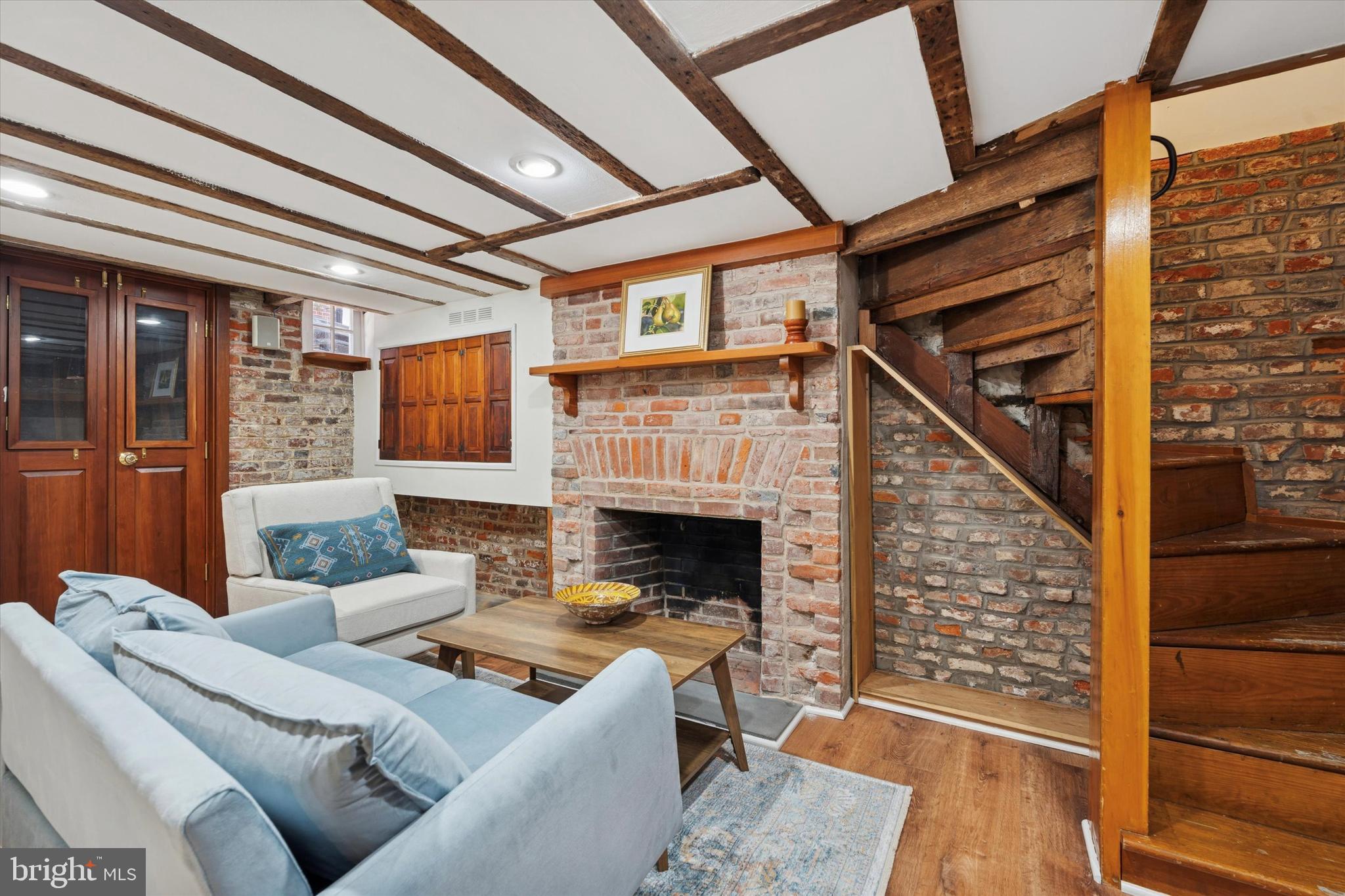 309 S AMERICAN STREET