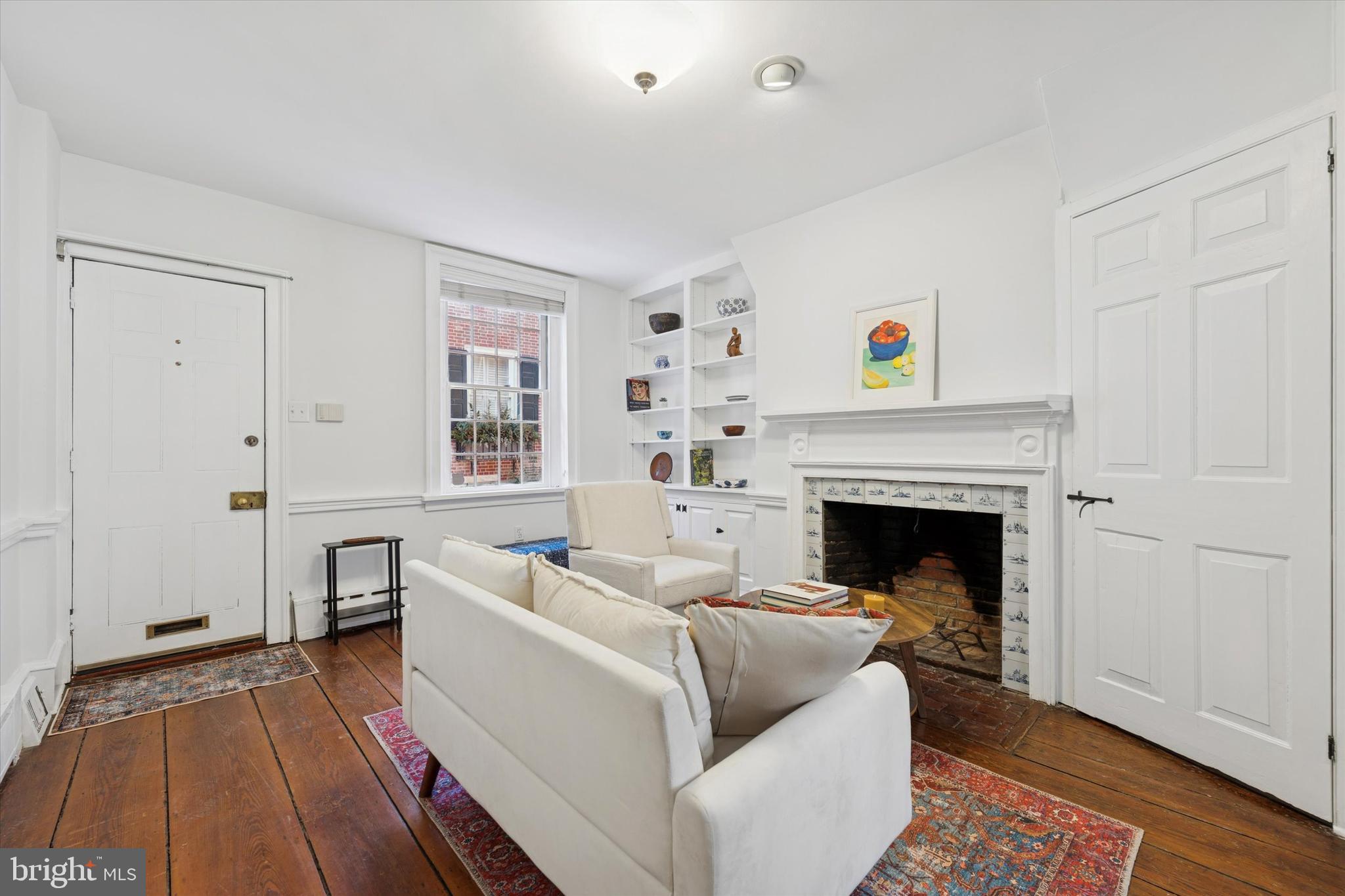 309 S AMERICAN STREET