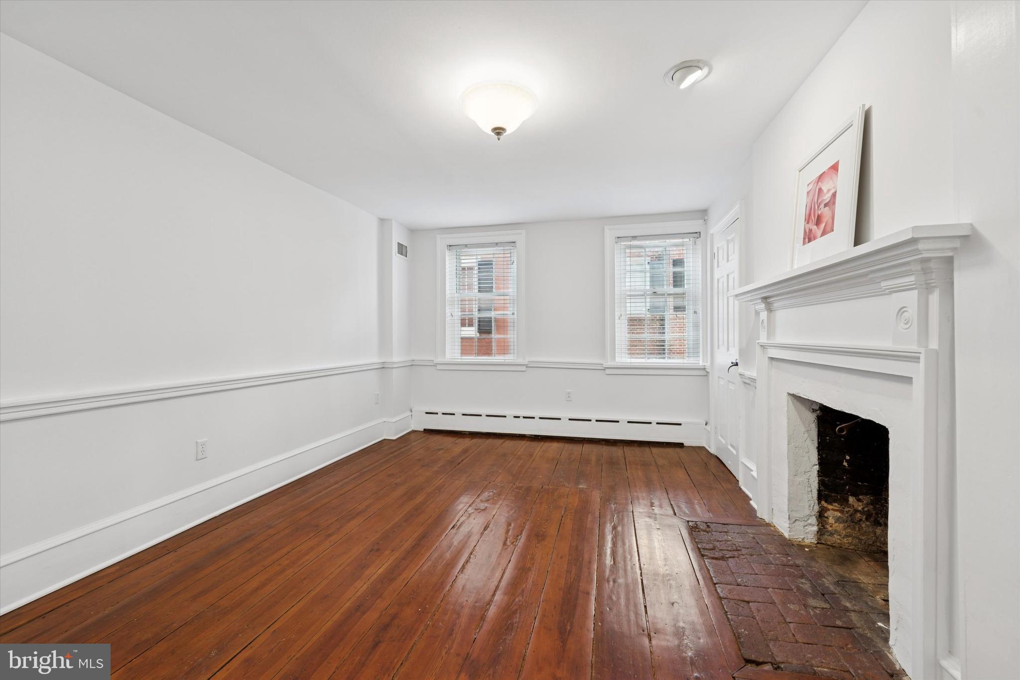 309 S AMERICAN STREET