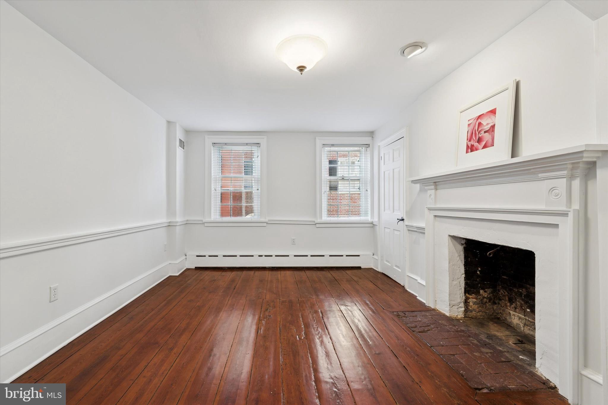 309 S AMERICAN STREET