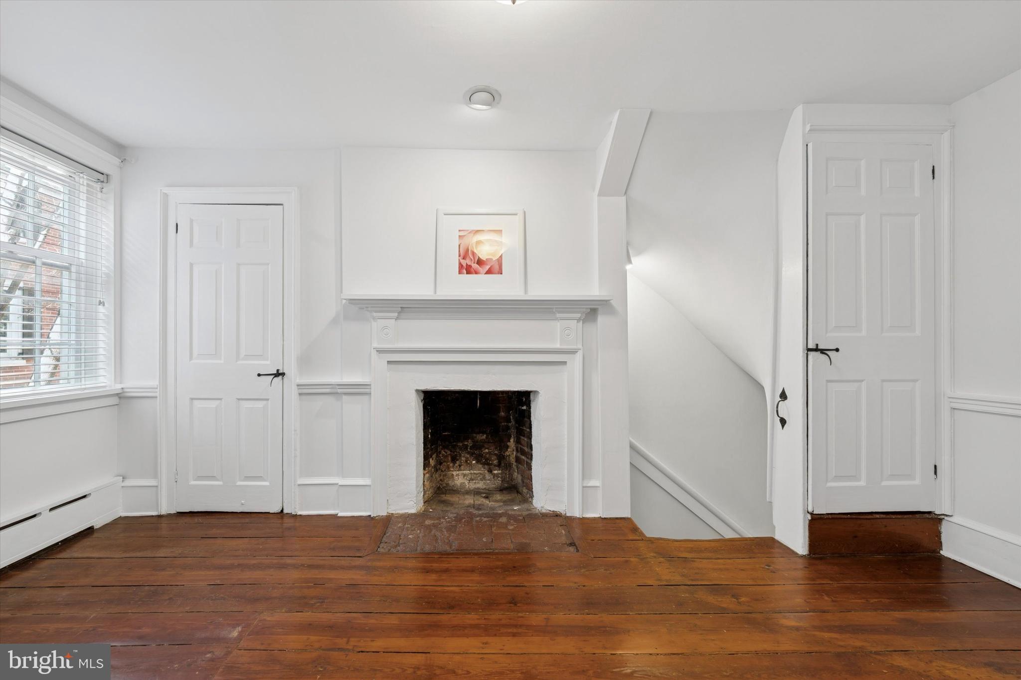 309 S AMERICAN STREET