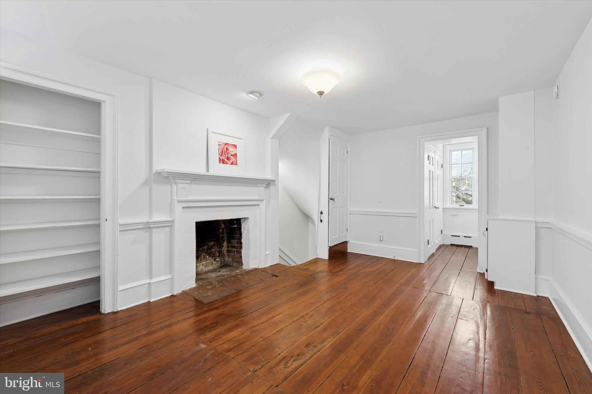 309 S AMERICAN STREET