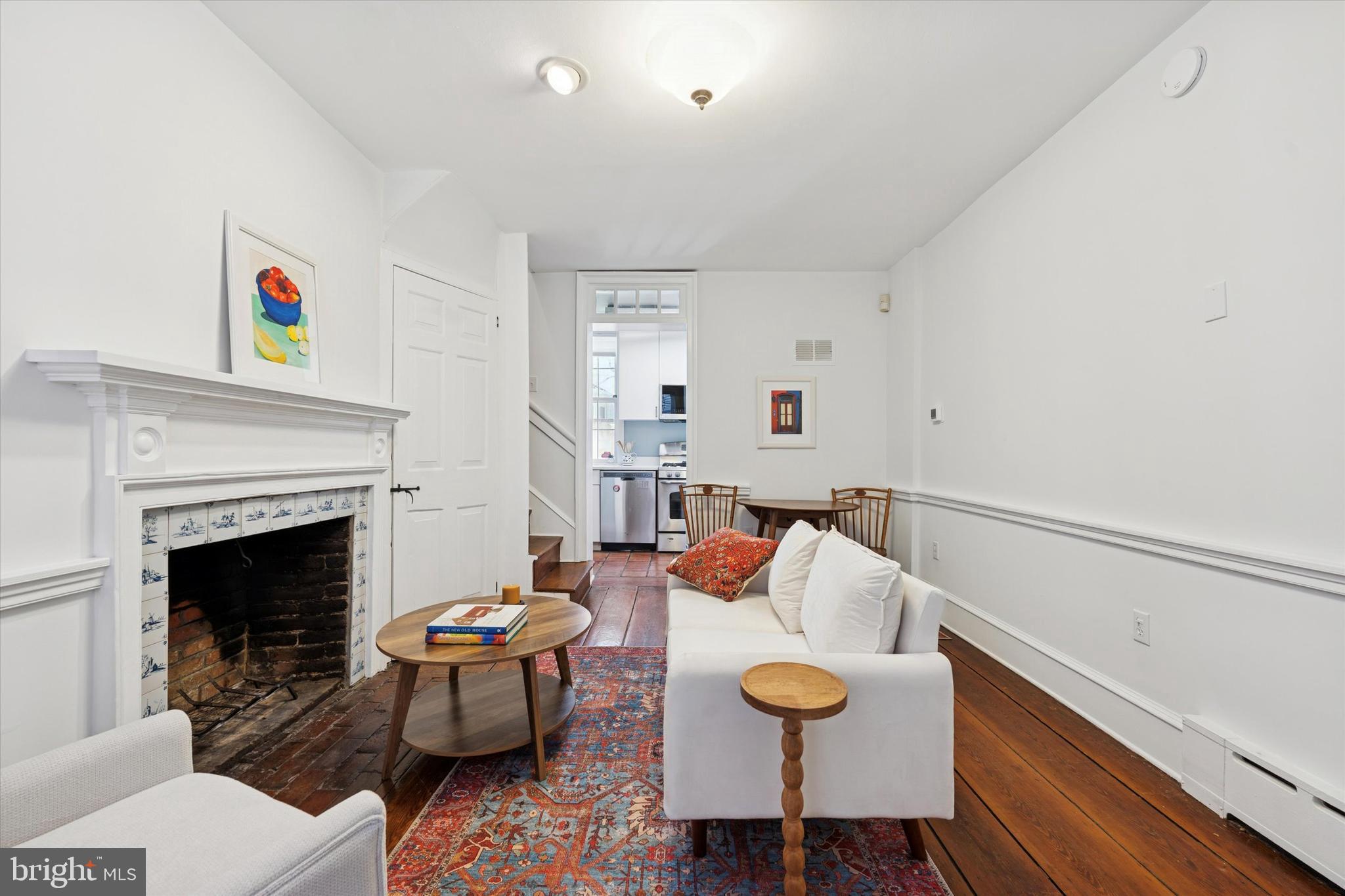 309 S AMERICAN STREET