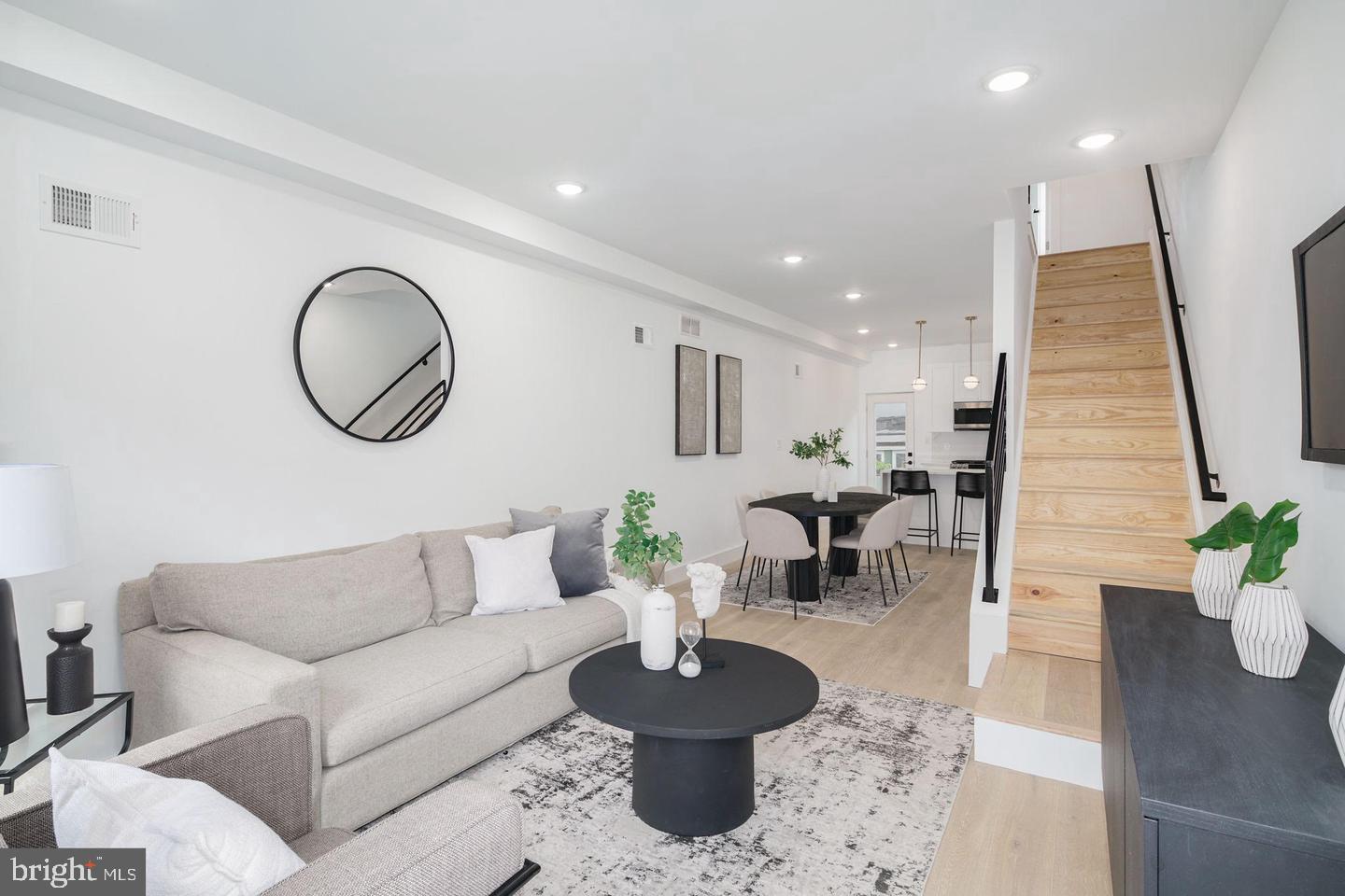 3957 WYALUSING AVENUE