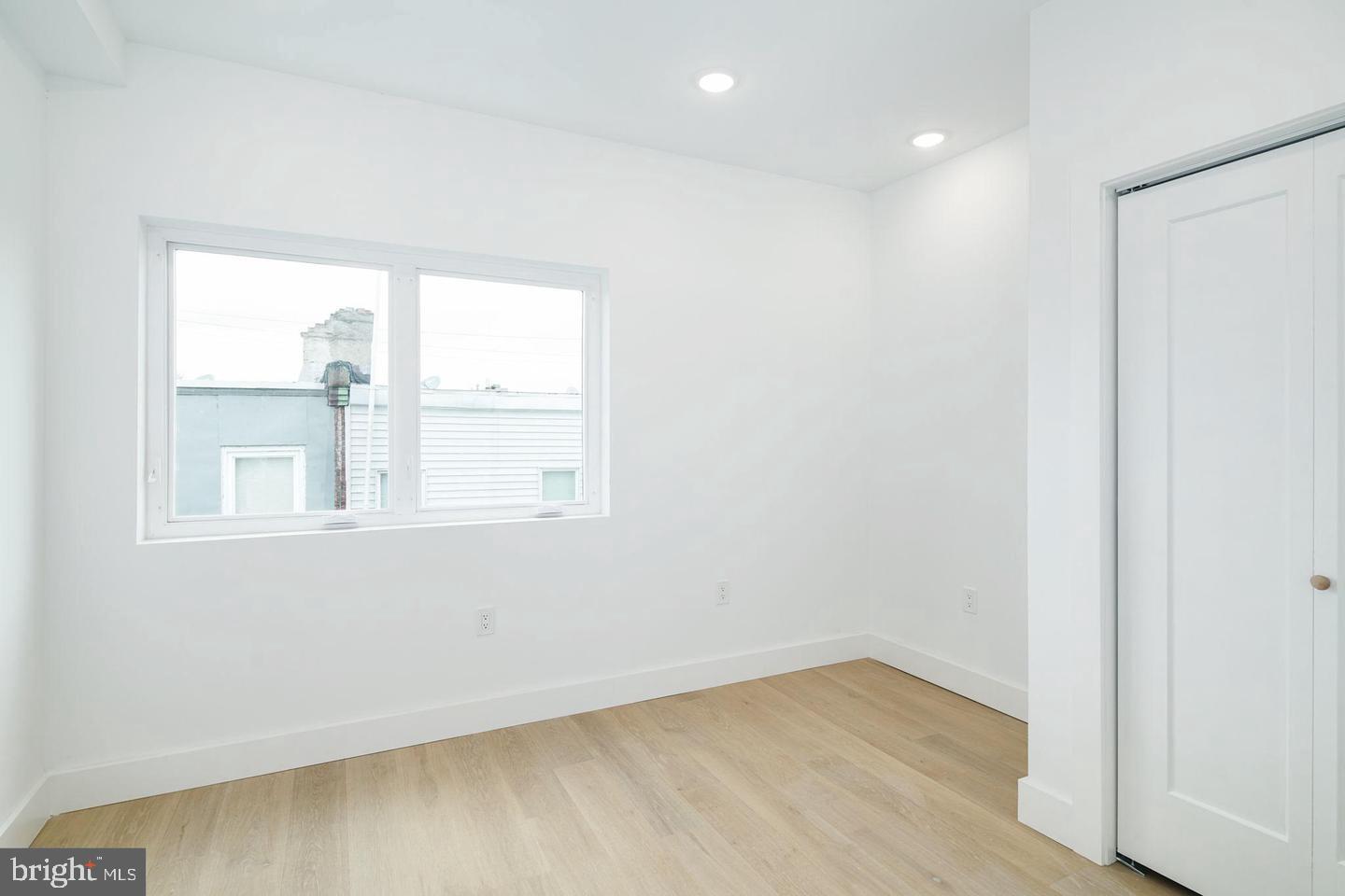 3957 WYALUSING AVENUE