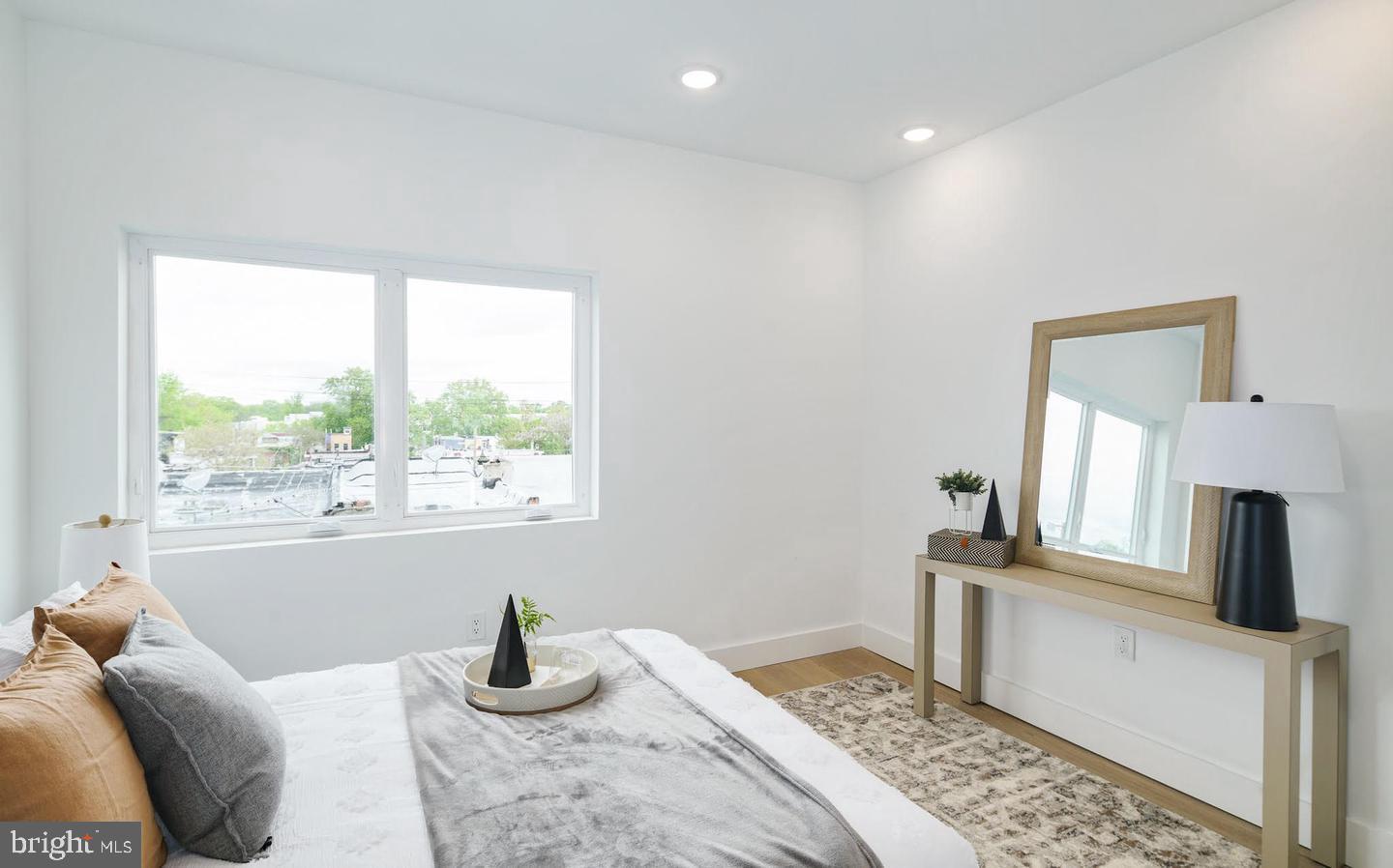 3957 WYALUSING AVENUE