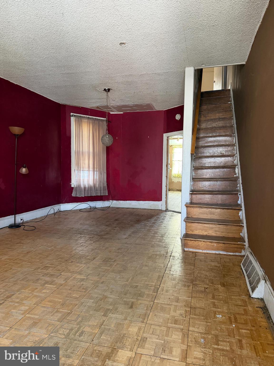 4815 N PALETHORP STREET