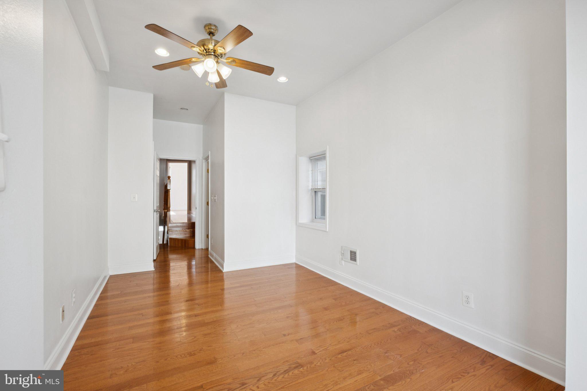 2435 CHRISTIAN STREET