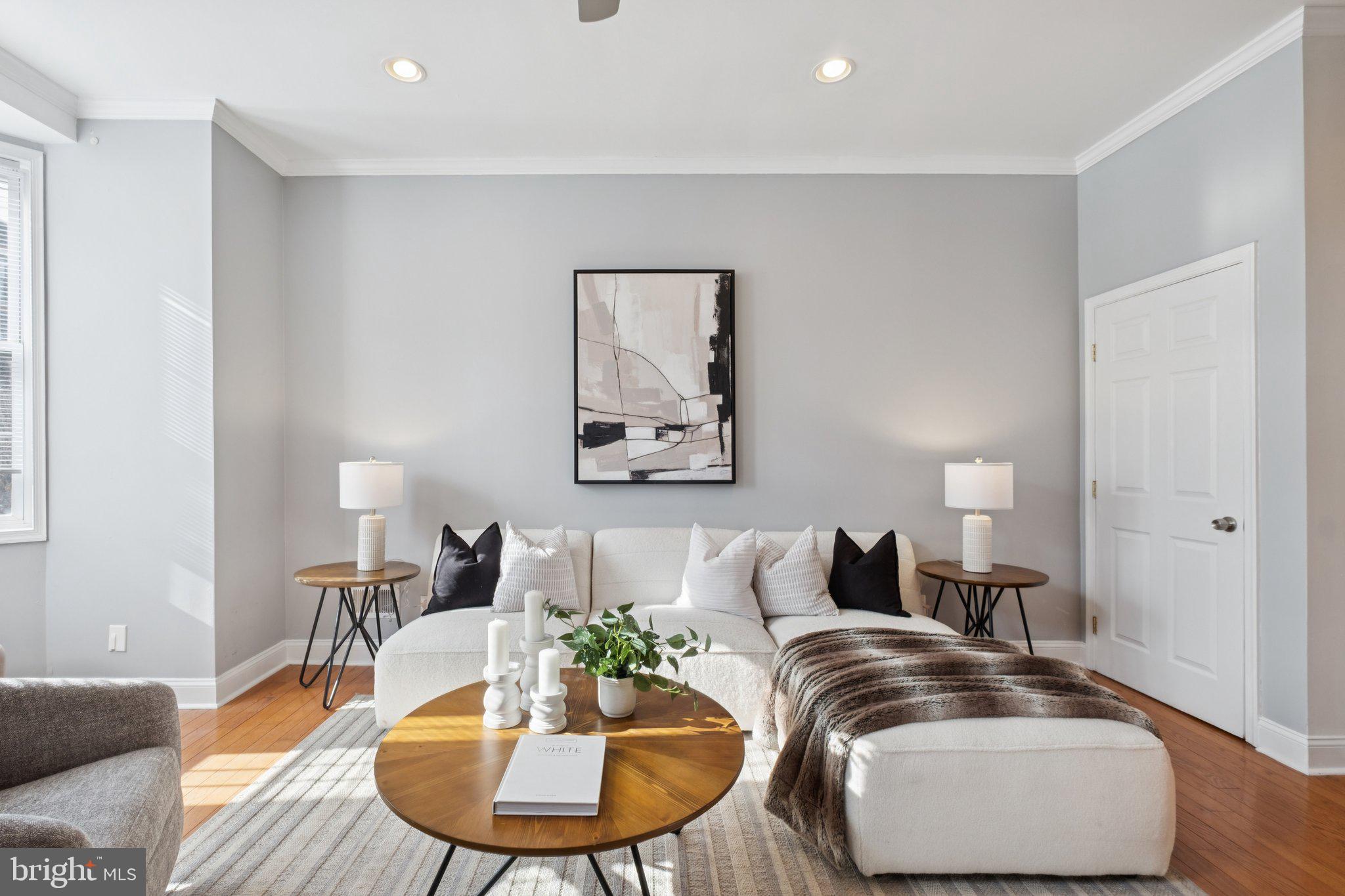 2435 CHRISTIAN STREET