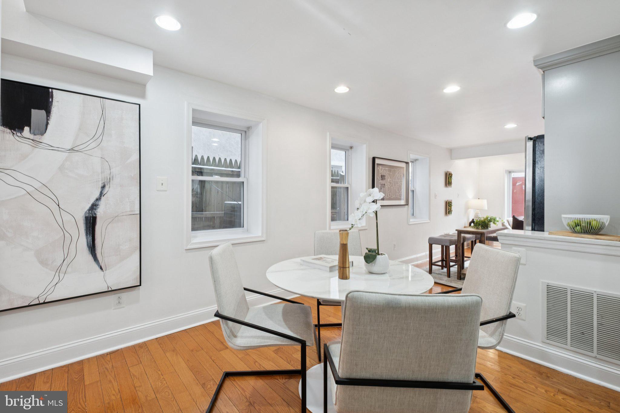 2435 CHRISTIAN STREET