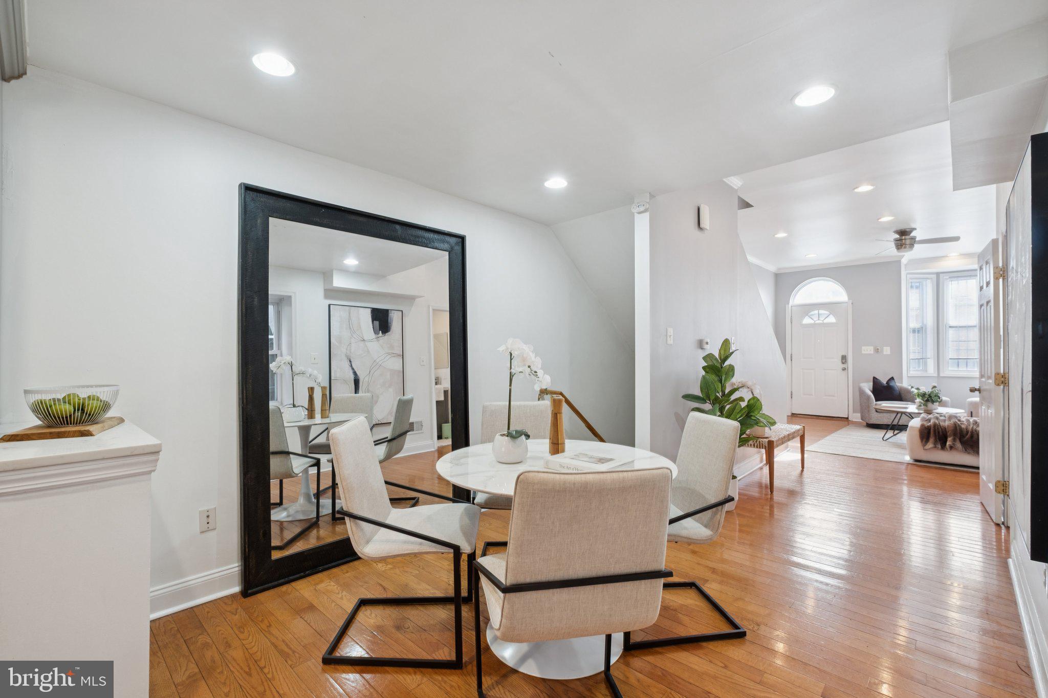 2435 CHRISTIAN STREET