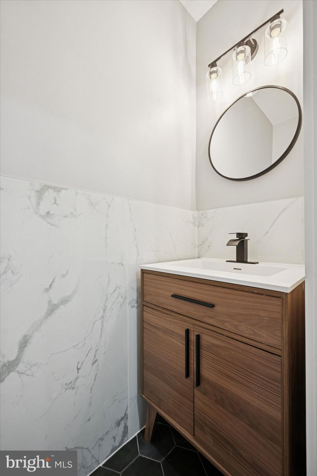 547 S YEWDALL STREET