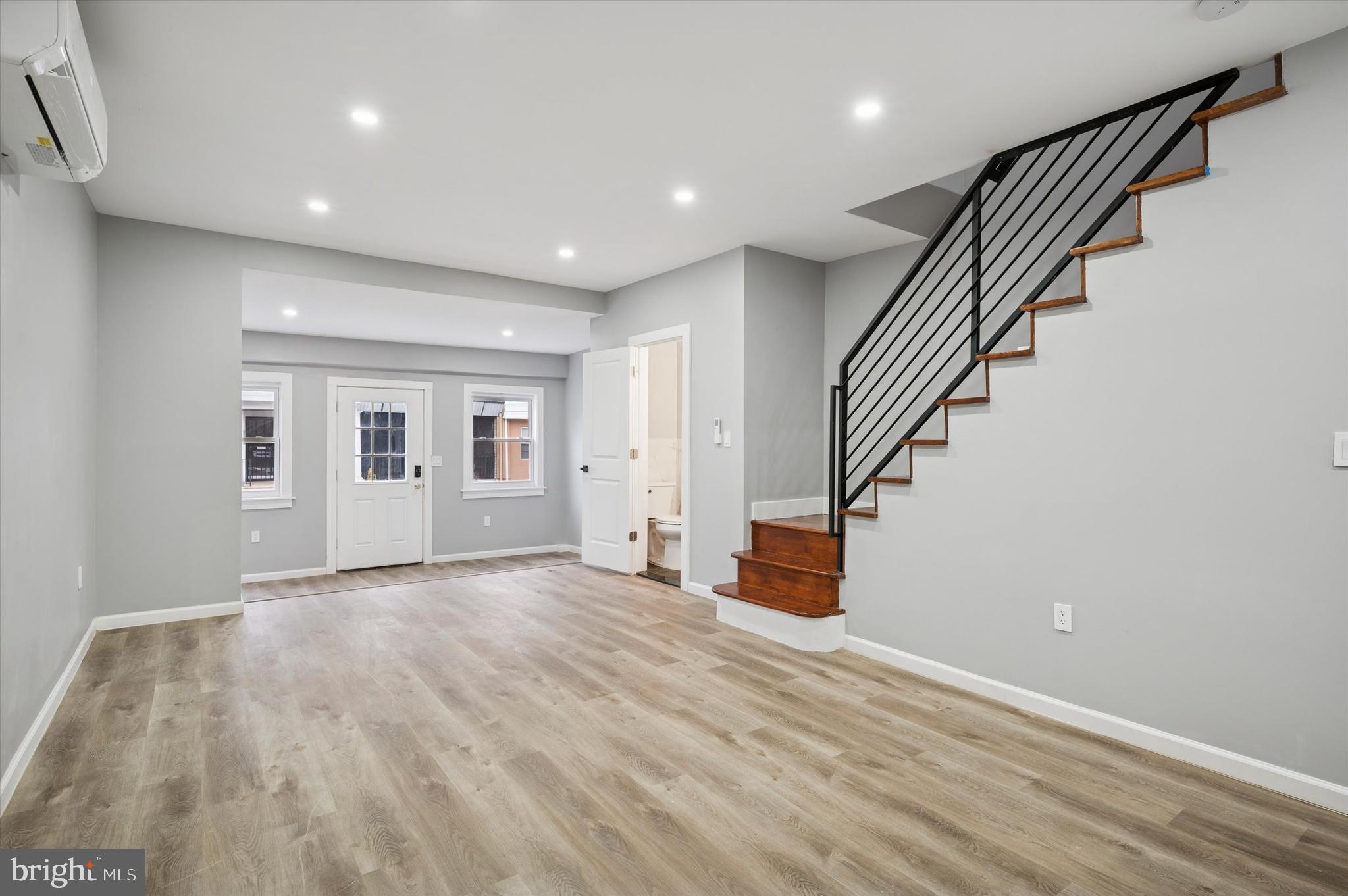 547 S YEWDALL STREET