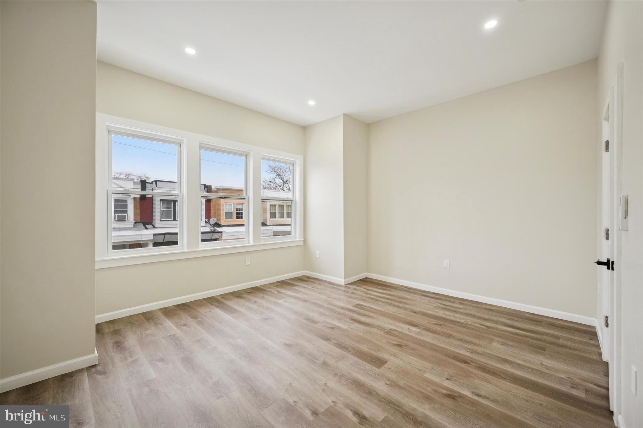 547 S YEWDALL STREET