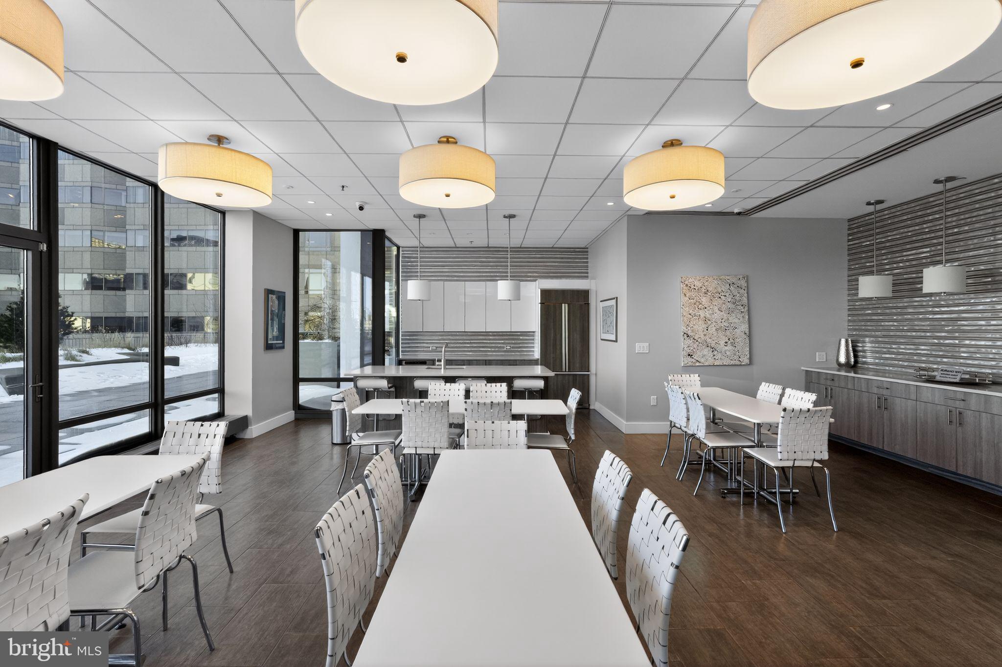 2101 MARKET STREET 3103