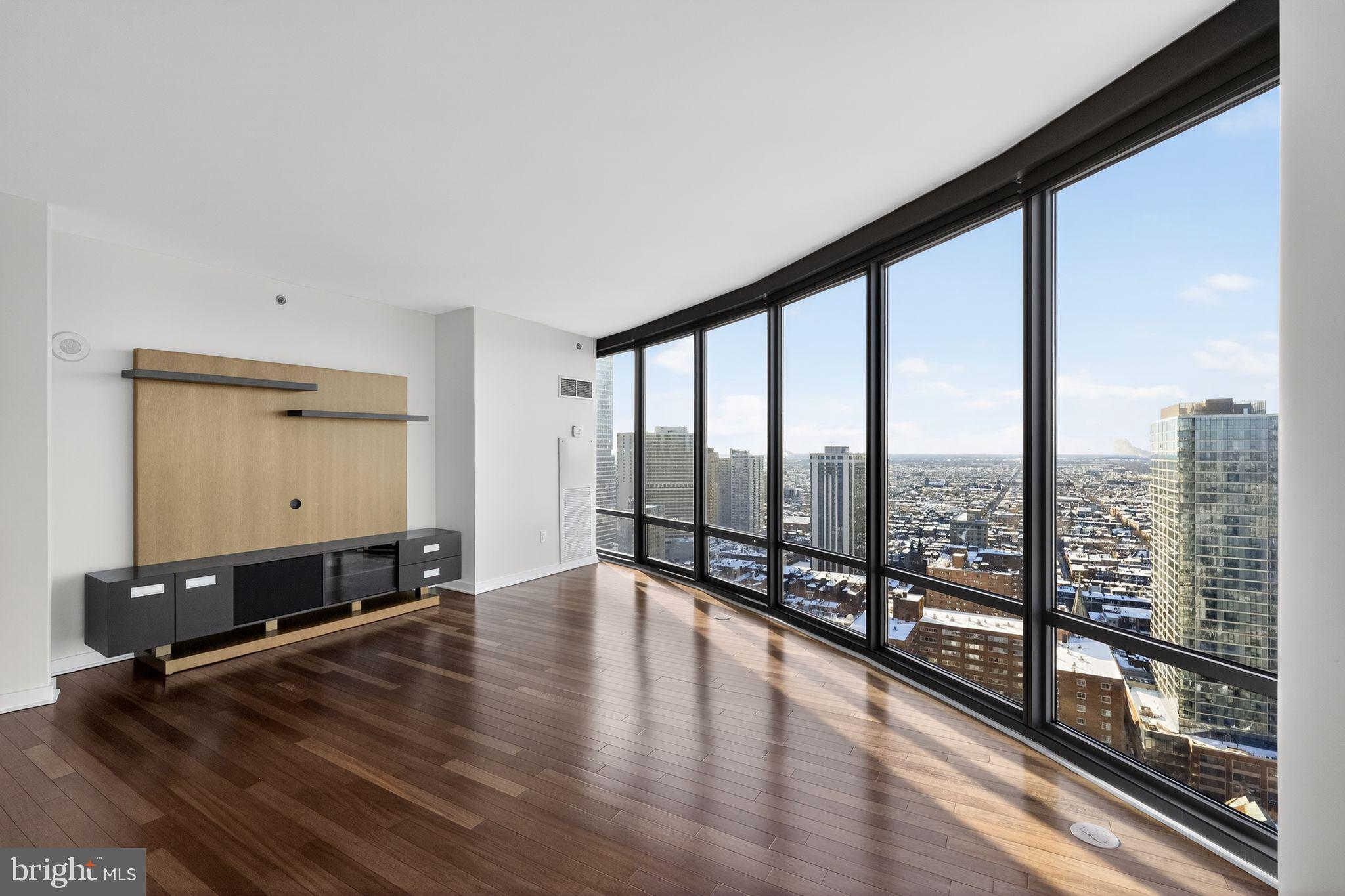2101 MARKET STREET 3103