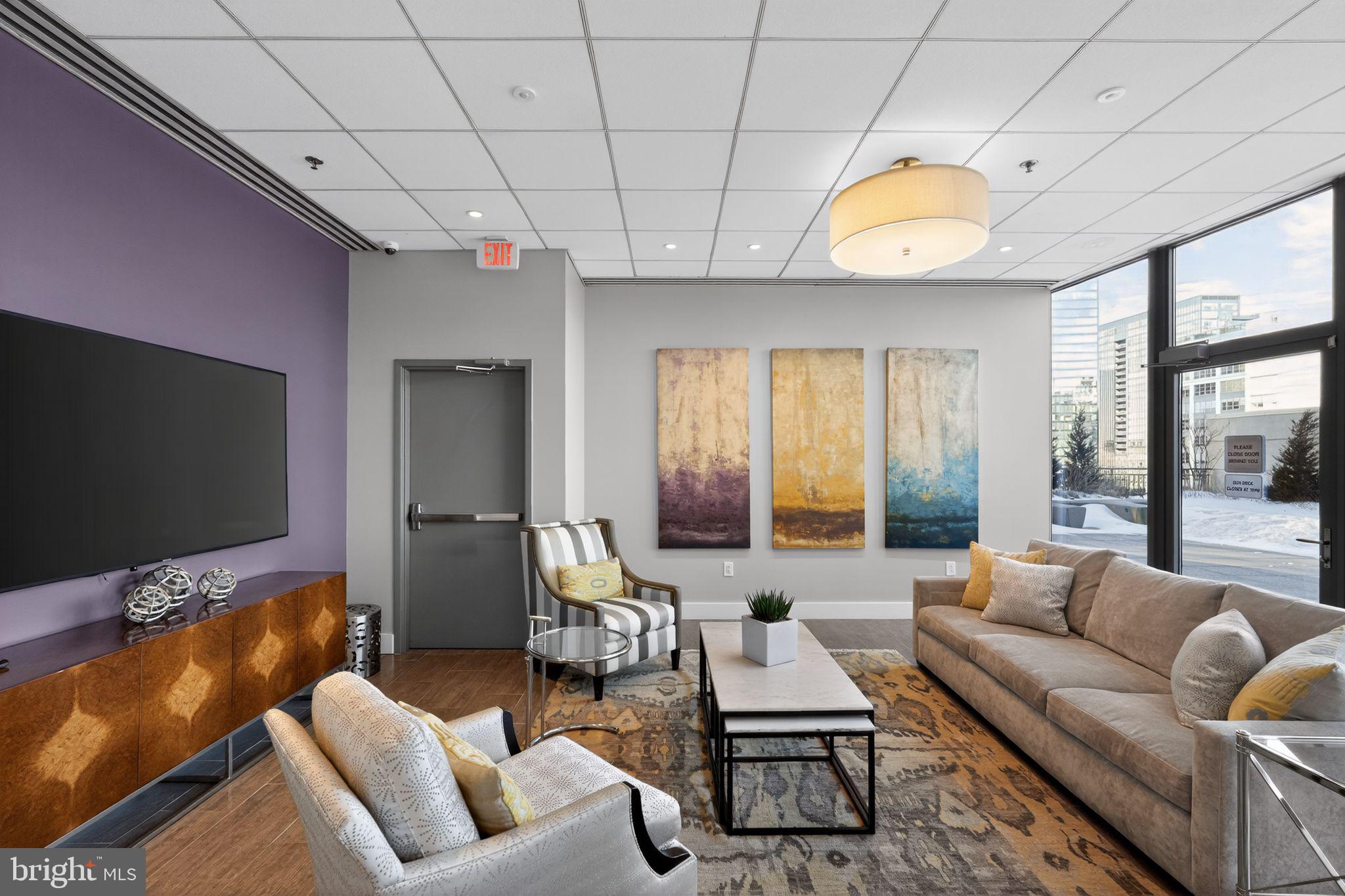 2101 MARKET STREET 3103