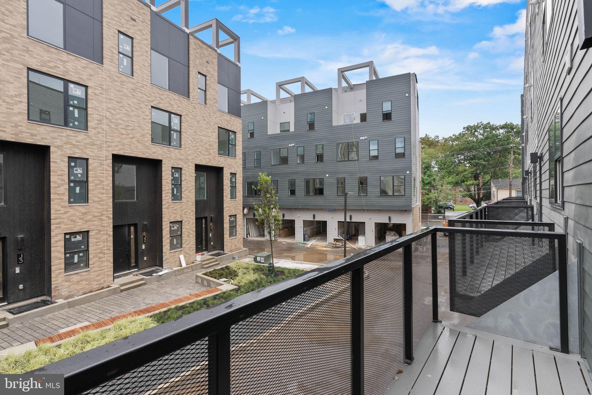 656 FAIRMOUNT AVENUE