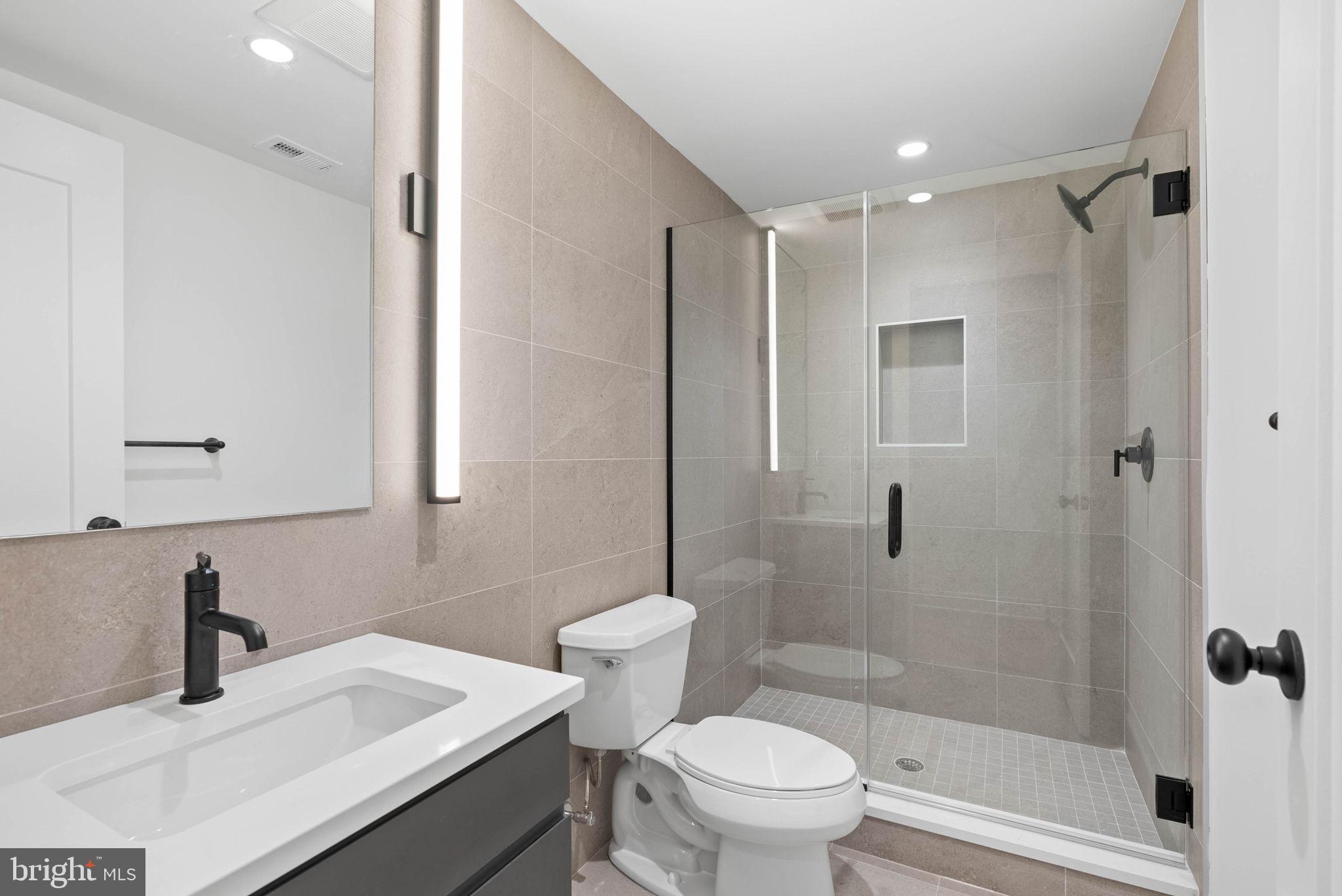 656 FAIRMOUNT AVENUE