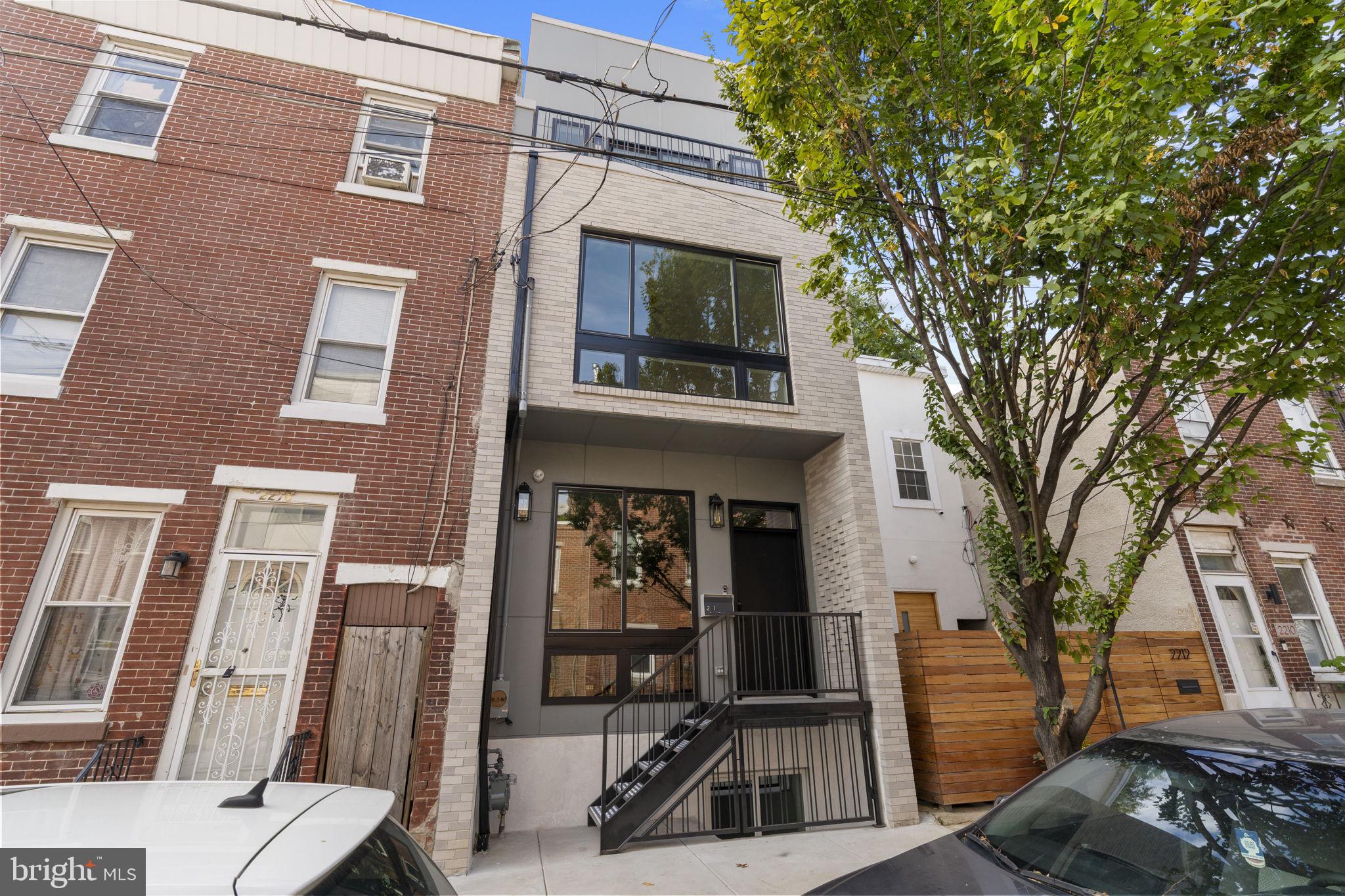 2214 E GORDON STREET