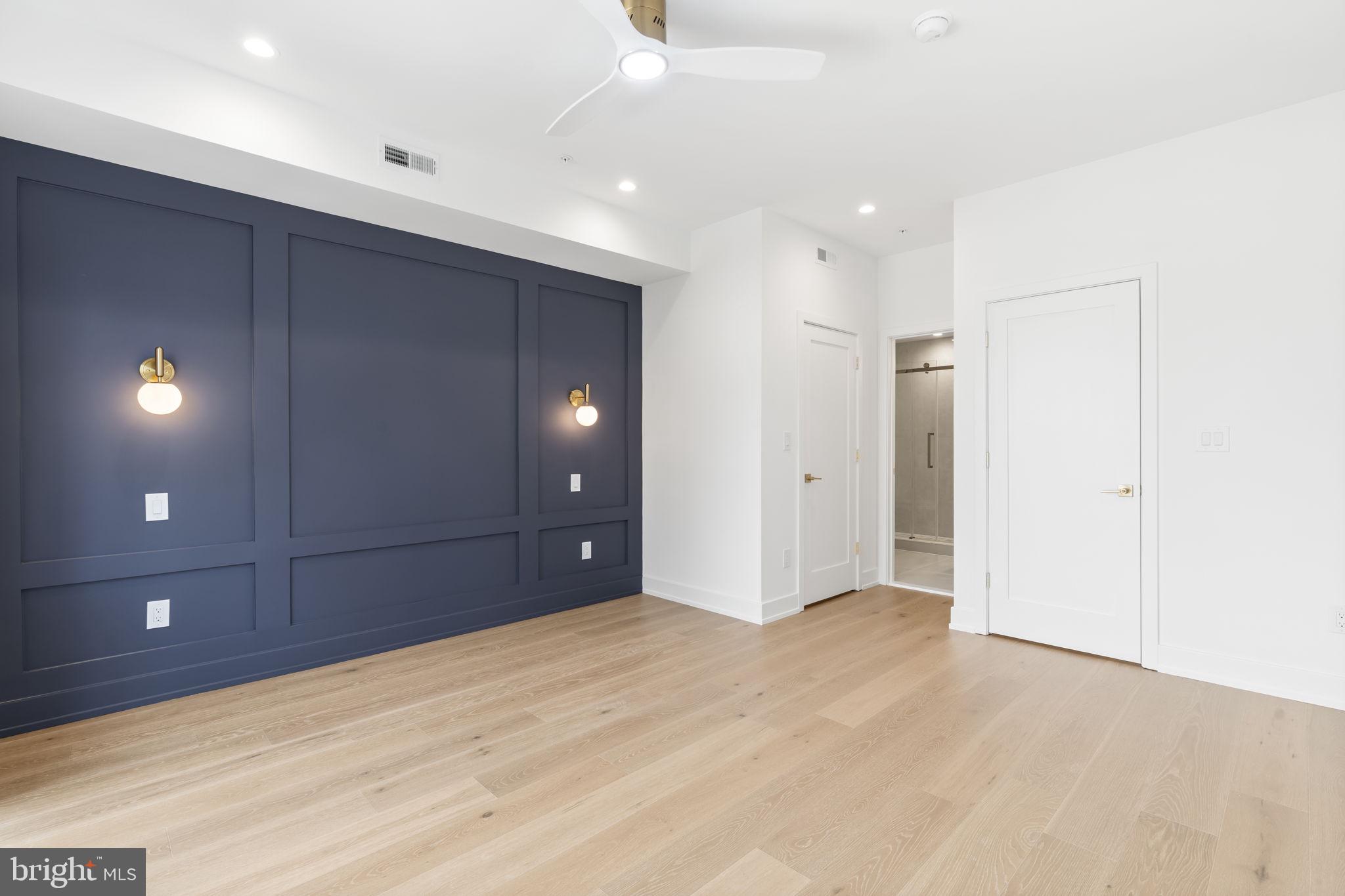 2214 E GORDON STREET