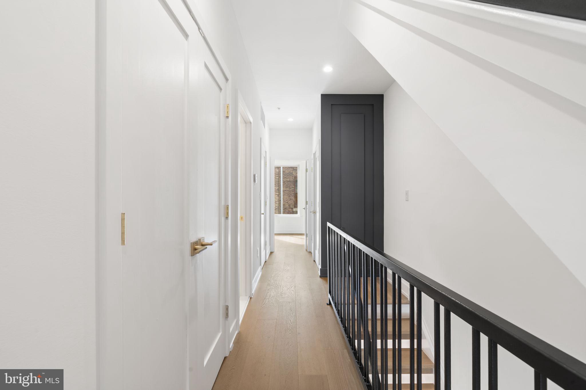 2214 E GORDON STREET